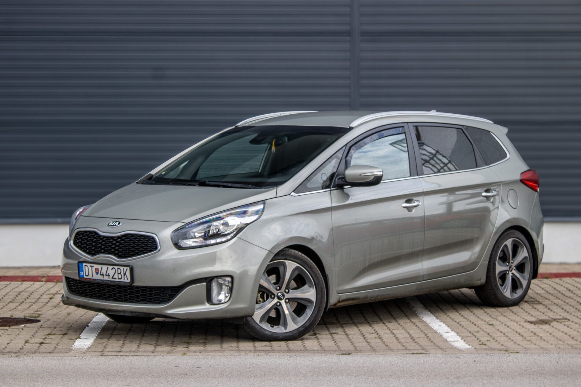 Kia Carens