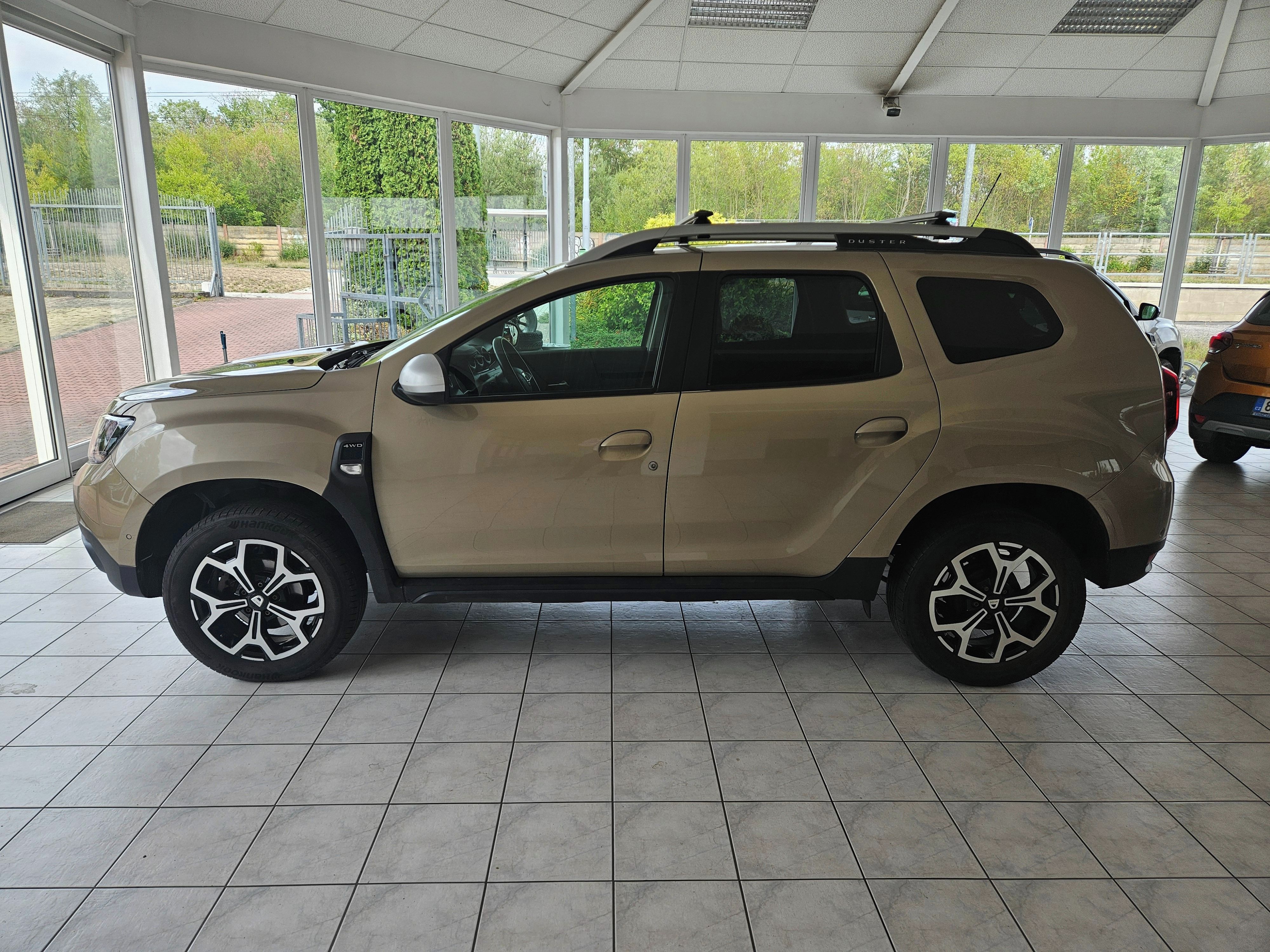 Dacia Duster, 1,6 SCe 4x4 PRESTIGE ZÁVĚS