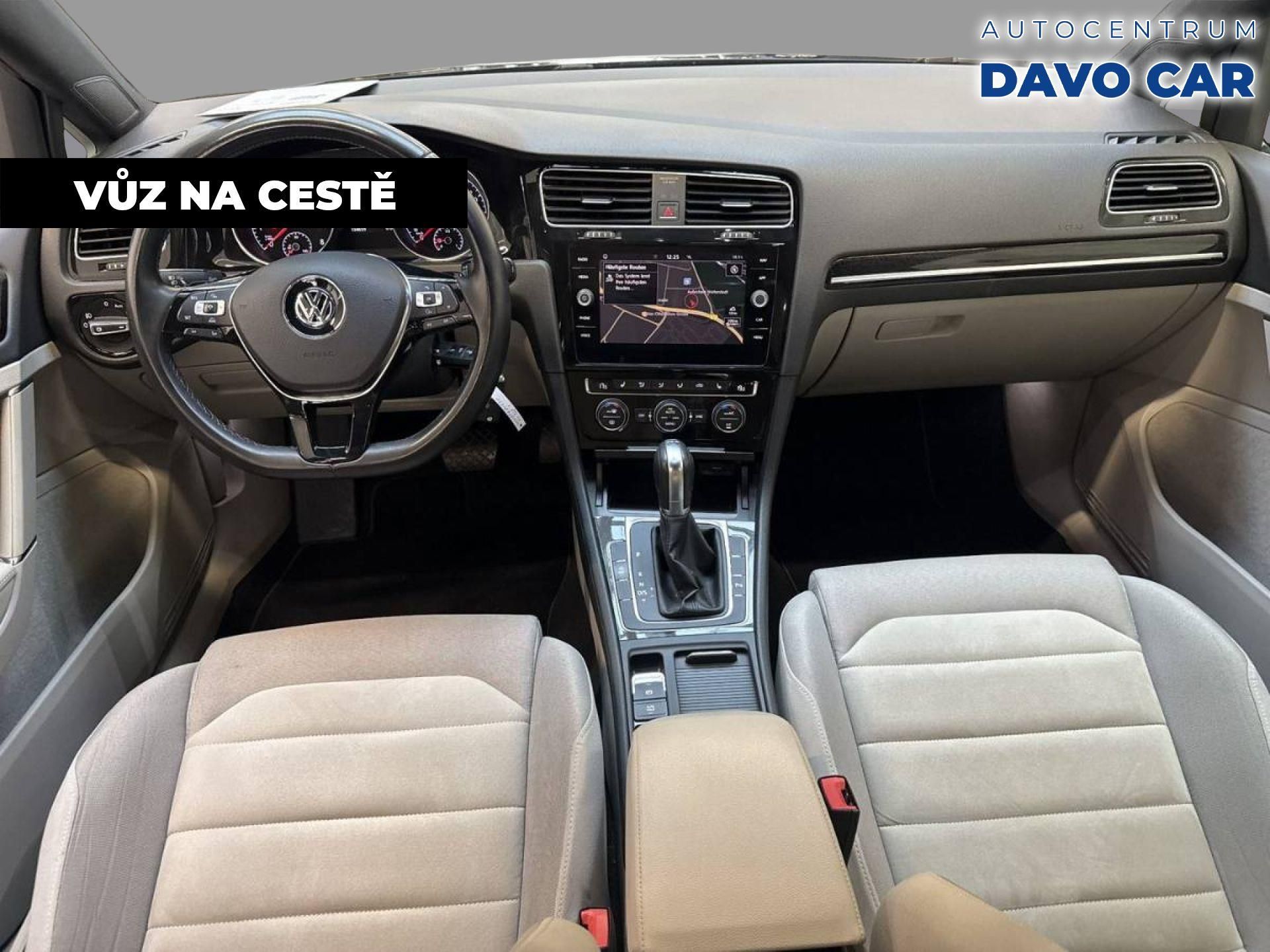 Volkswagen Golf, 1,4 TSI 92kW DSG Highline - fotka 3
