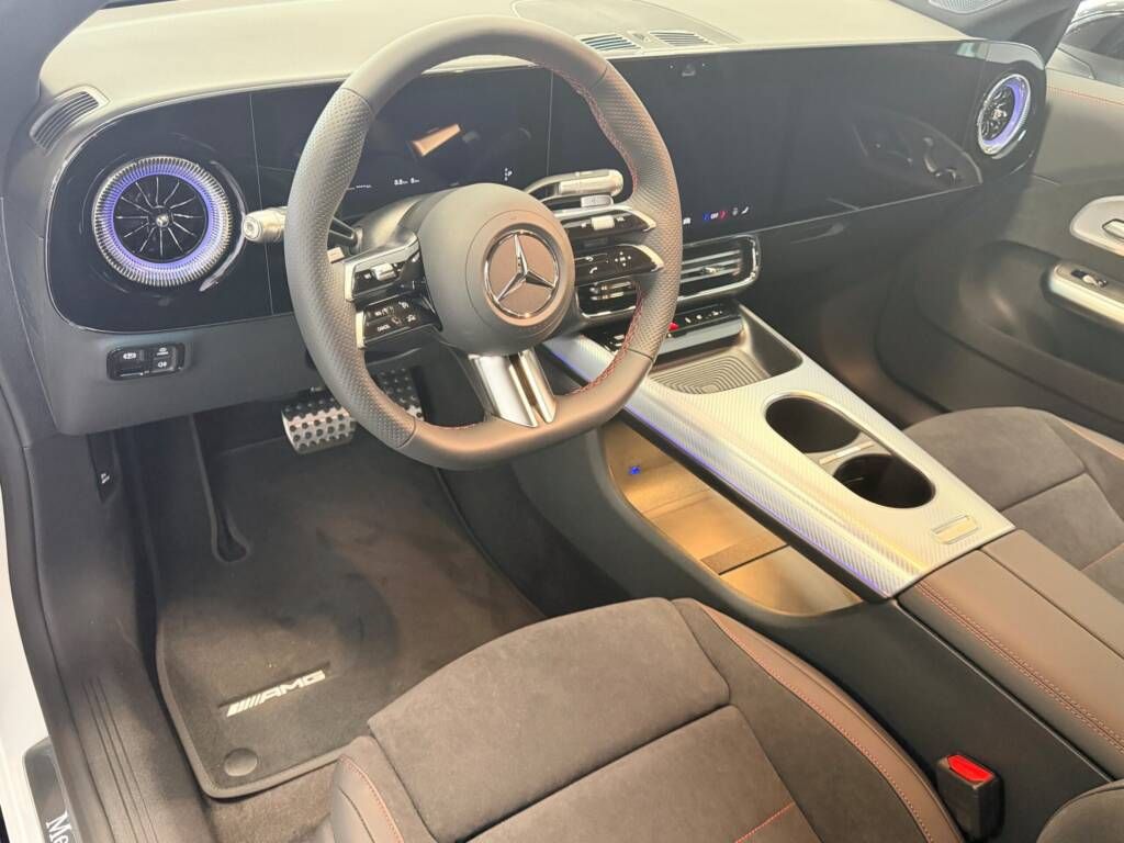 Mercedes-Benz CLA, 180 Shooting Brake - fotka 2