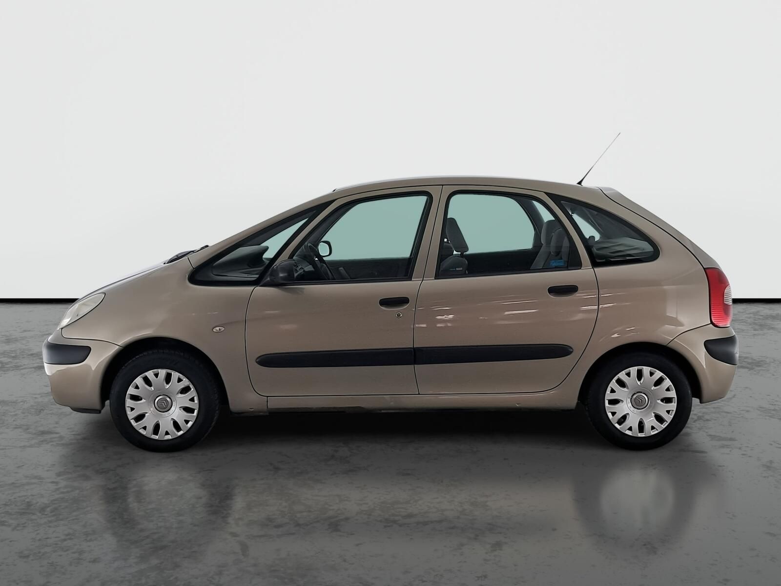 Citroën Xsara Picasso, 1.6 HDi, po STK - fotka 3