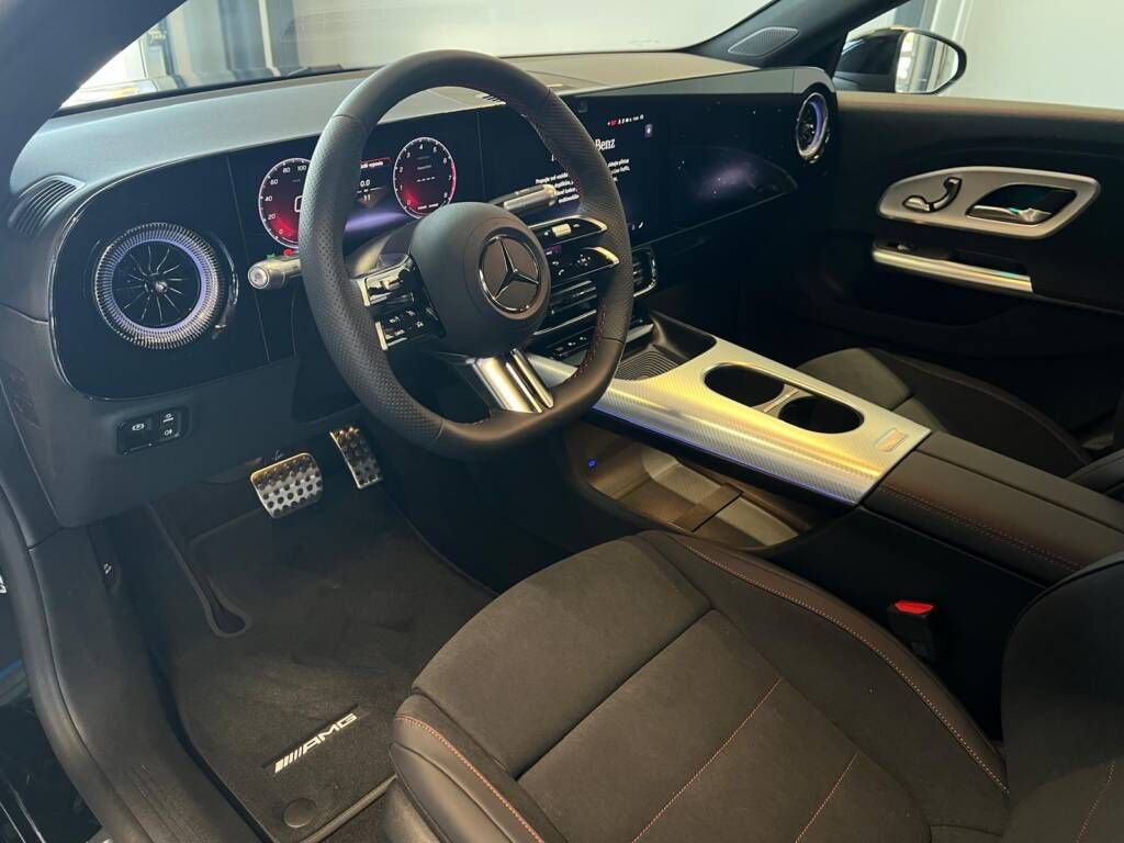 Mercedes-Benz CLA, 200 - fotka 2