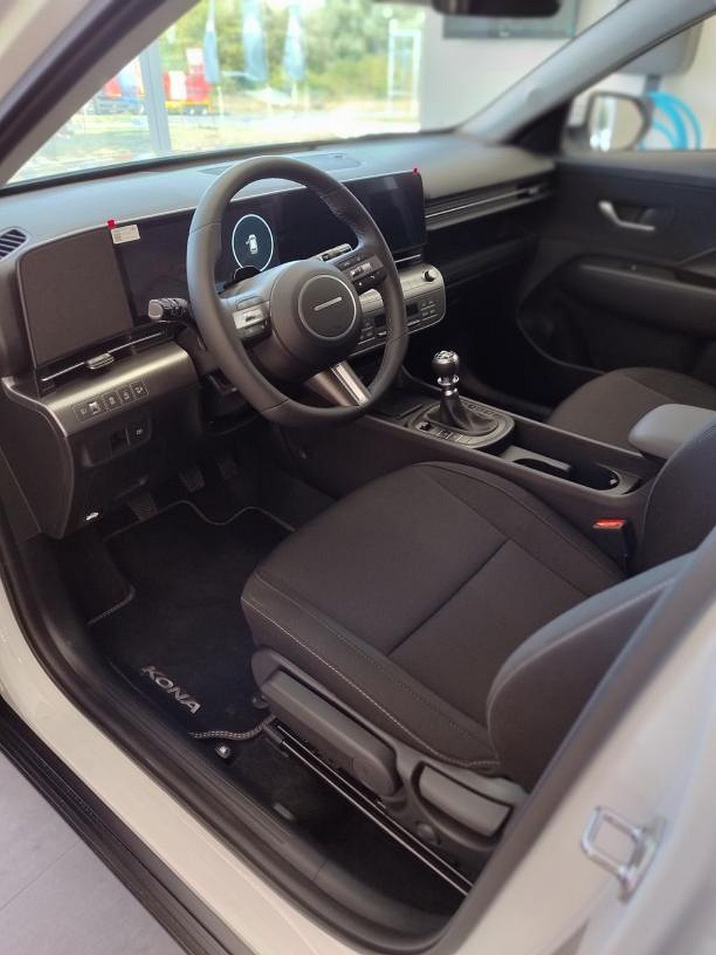 Hyundai Kona, 1,6 TGDI MT SMART TECH - fotka 5
