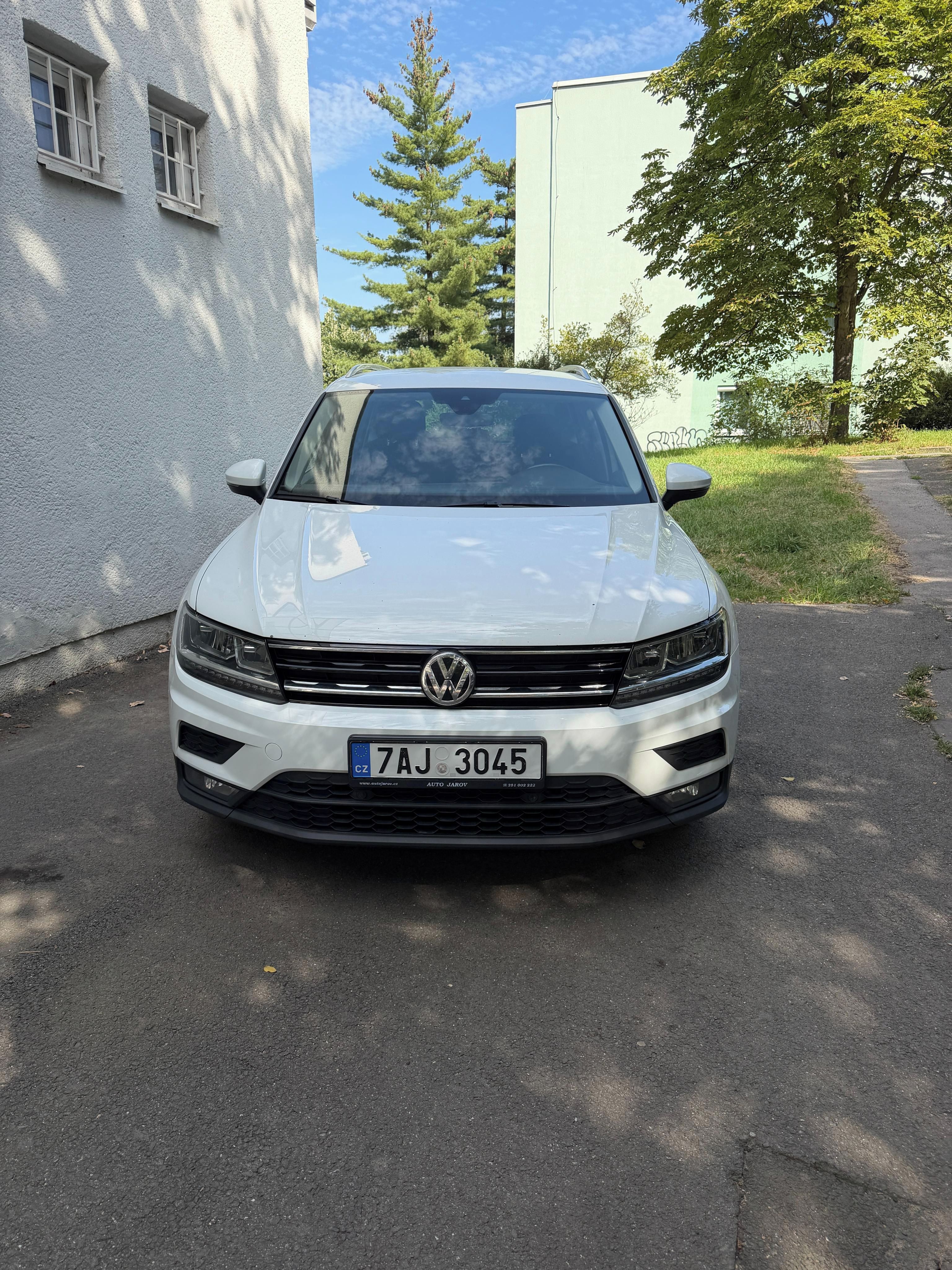 Volkswagen Tiguan, 2.0TDI, TOP Stav, první maj. - fotka 2