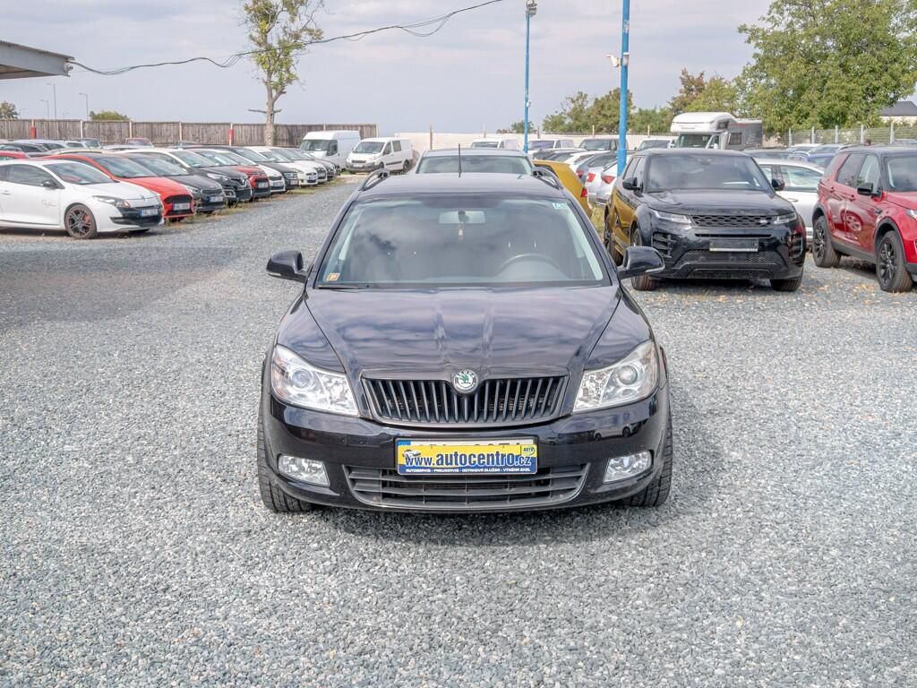 Škoda Octavia, 1.2T 77KW – VÝBAVA - fotka 2
