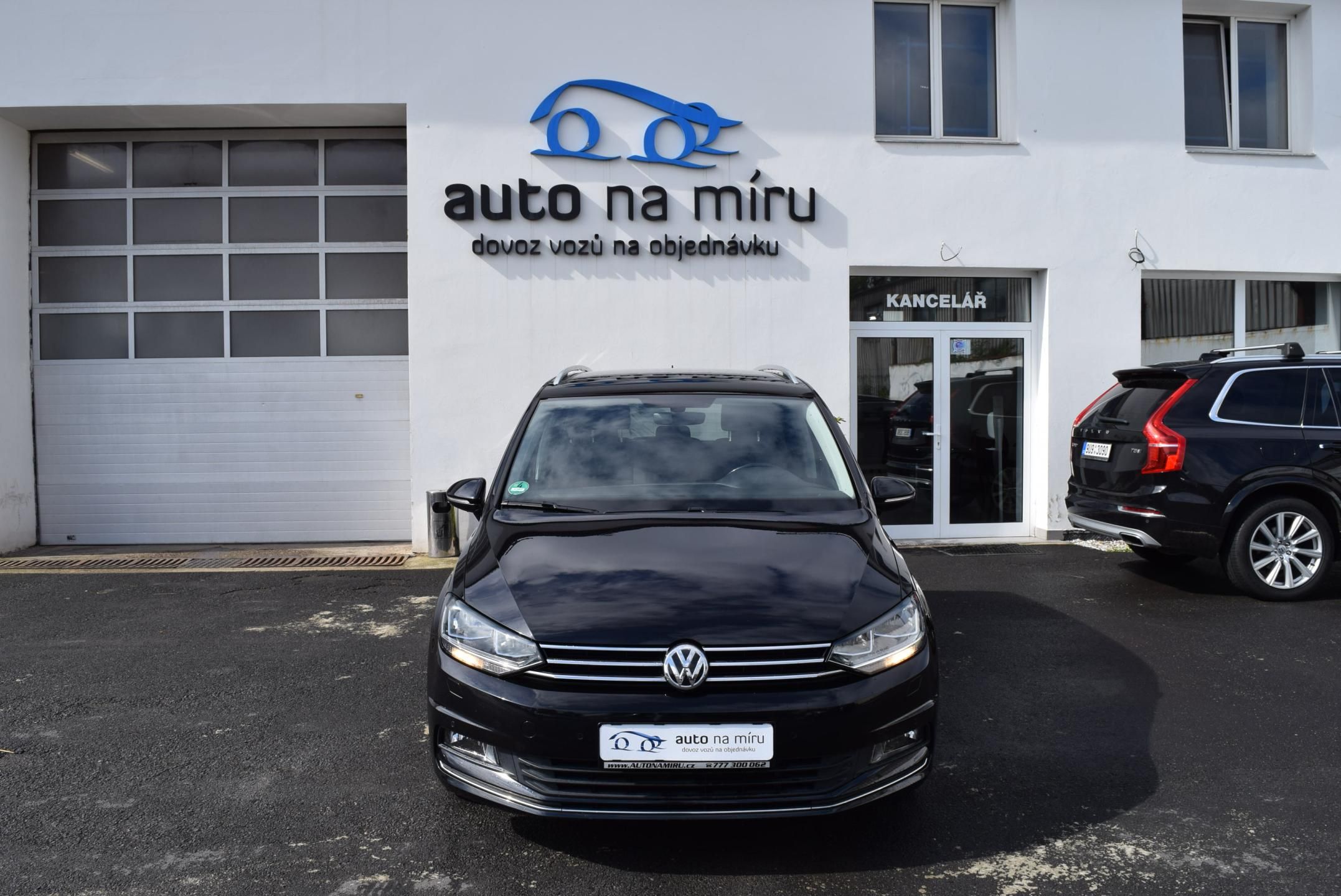 Volkswagen Touran, 2.0TDI 110kw 7MÍST TAŽNÉ NAVI - fotka 3