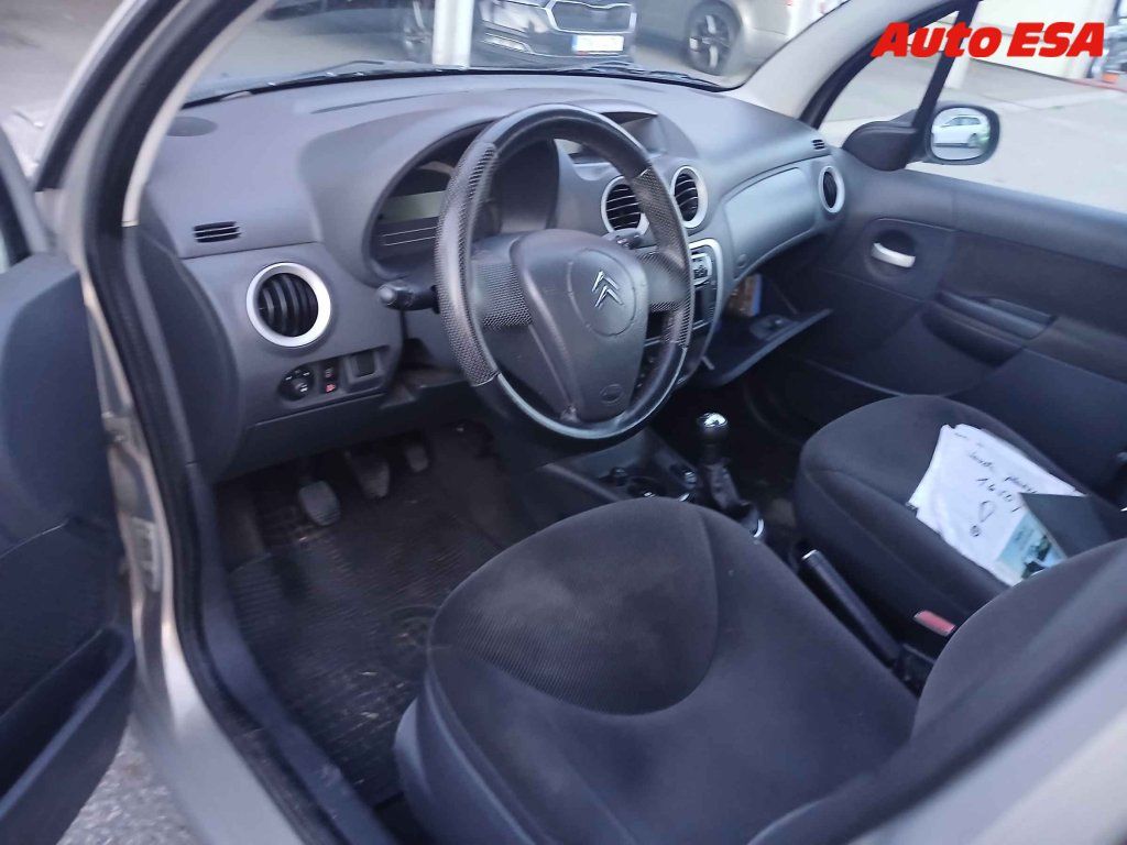 Citroën C3, 1.1i,AC - fotka 3