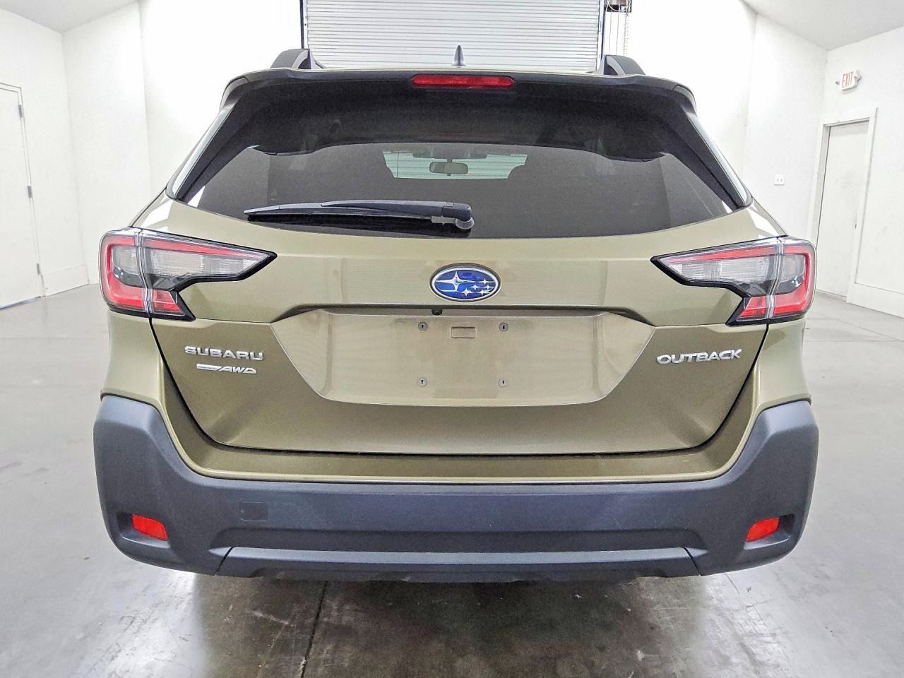Subaru Outback, Auto na cestě - fotka 6