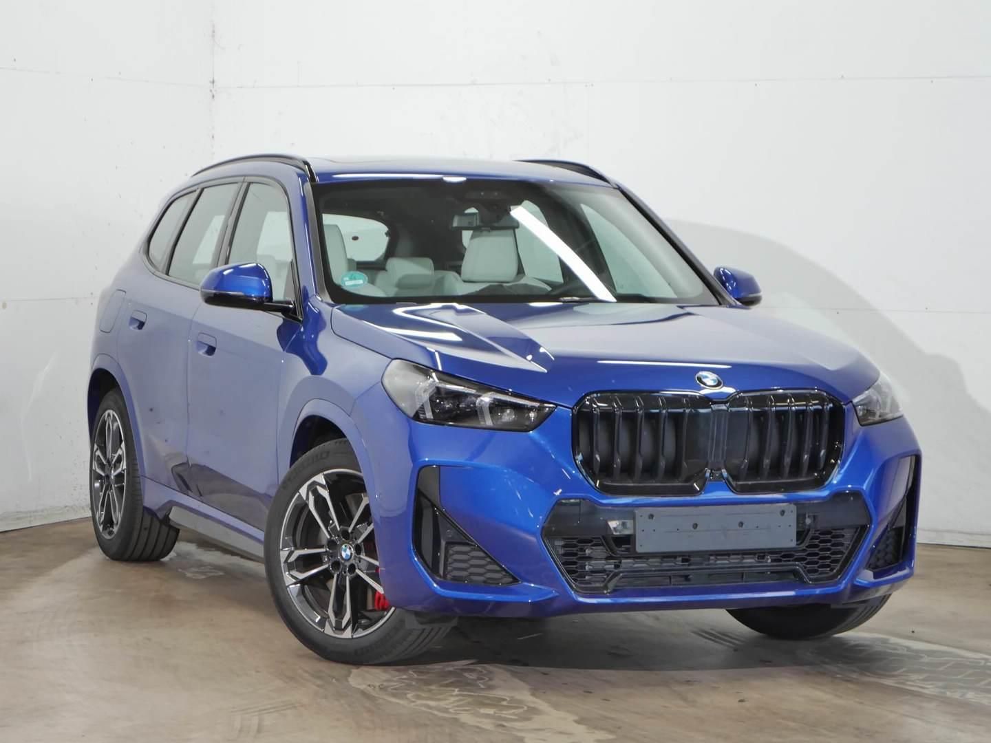 BMW X1, X1 23i xDrive M PRO - fotka 2