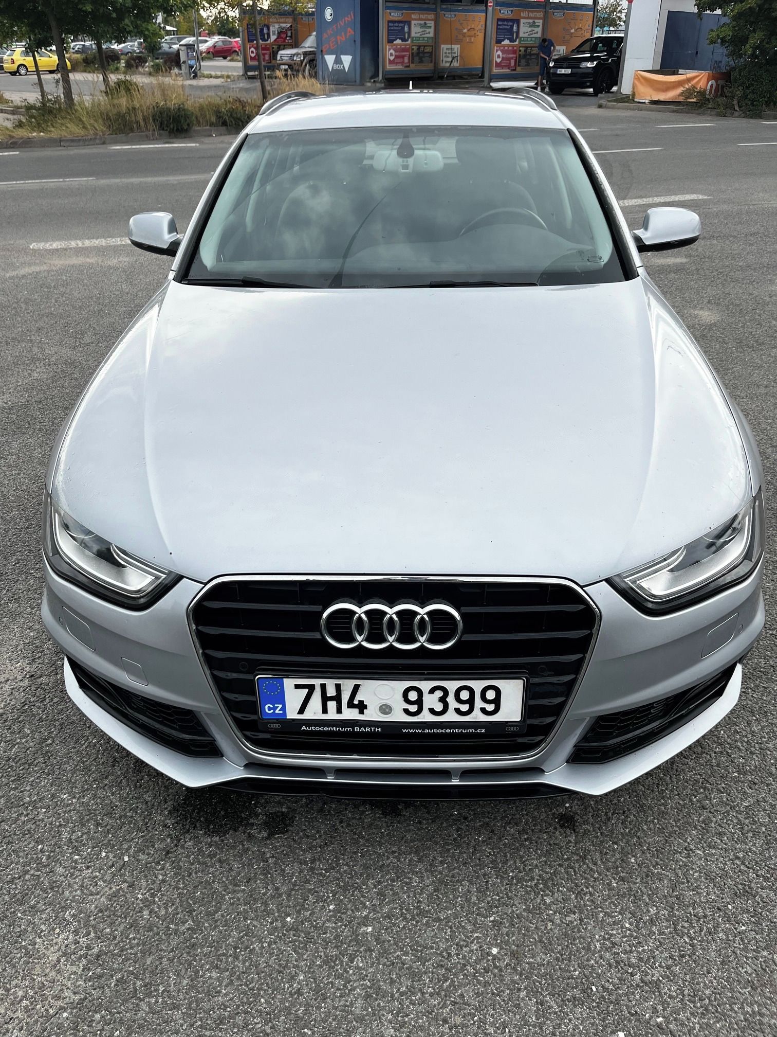 Audi A4 Avant, 2.0 TDI, 110 kw, S-LINE, DPH