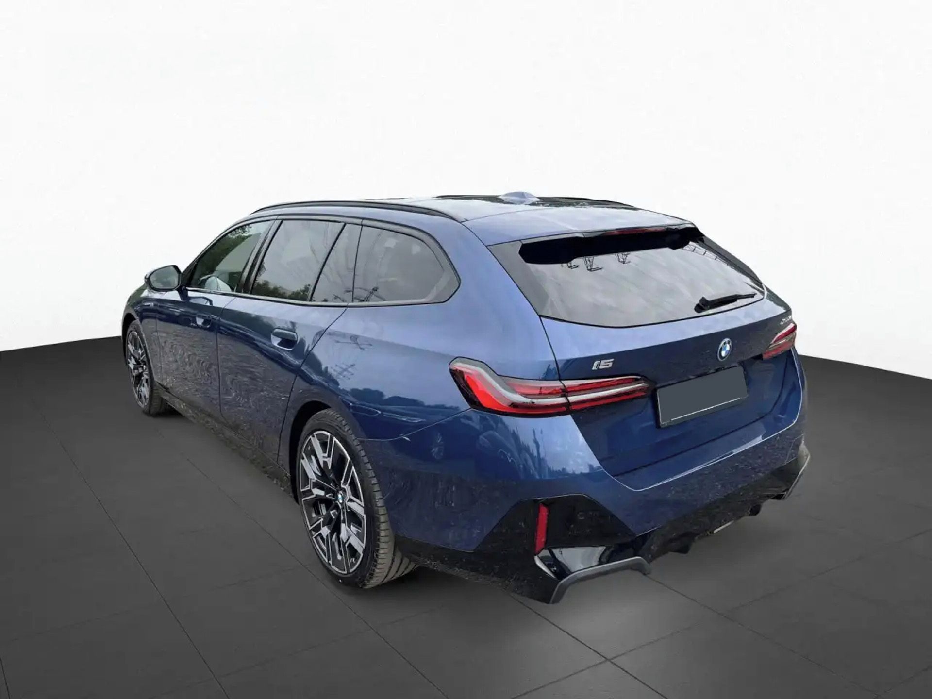 BMW i5, xDrive40 M-Sport Pro DAPro B&W - fotka 4