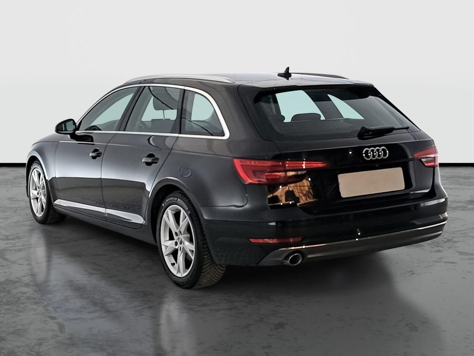 Audi A4, 2.0 TDI, Automatická klima - fotka 4