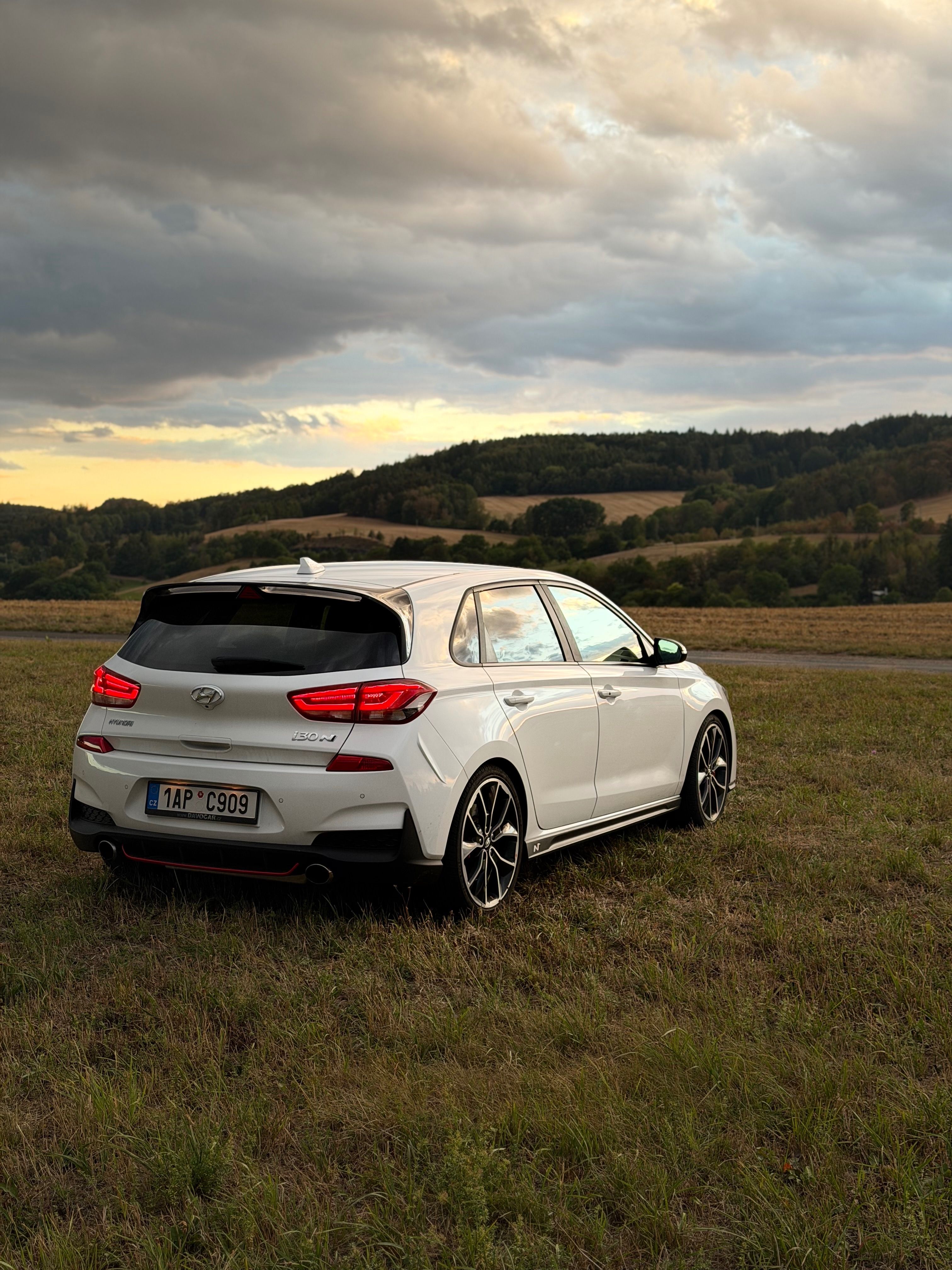 Hyundai i30, Hyundai i30 performance 202kw - fotka 3