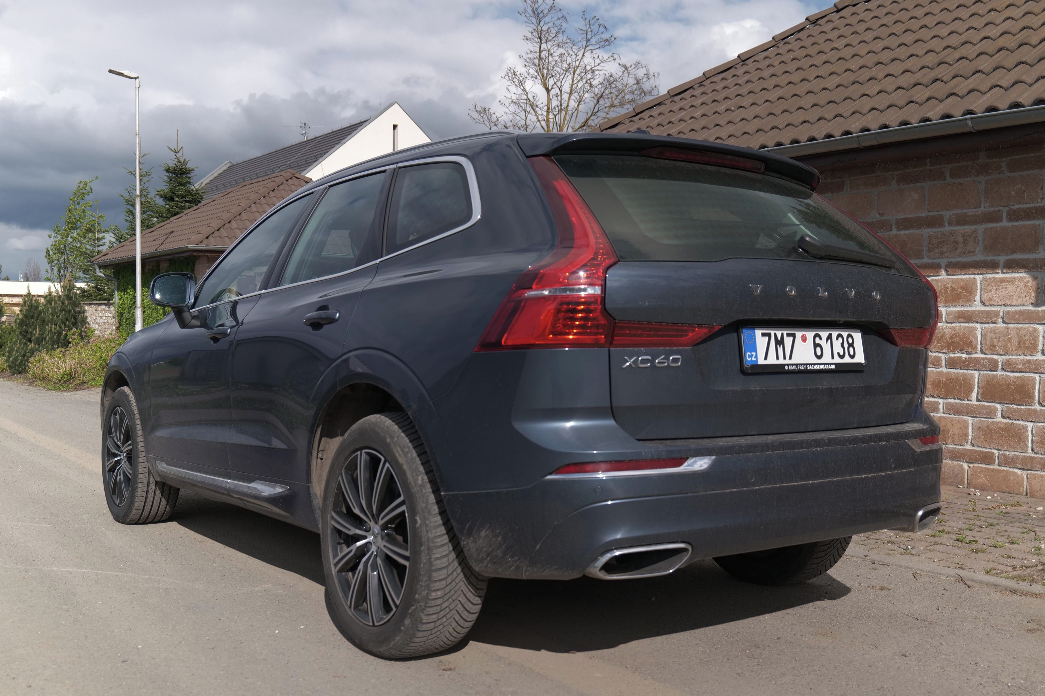 Volvo XC60 - fotka 2