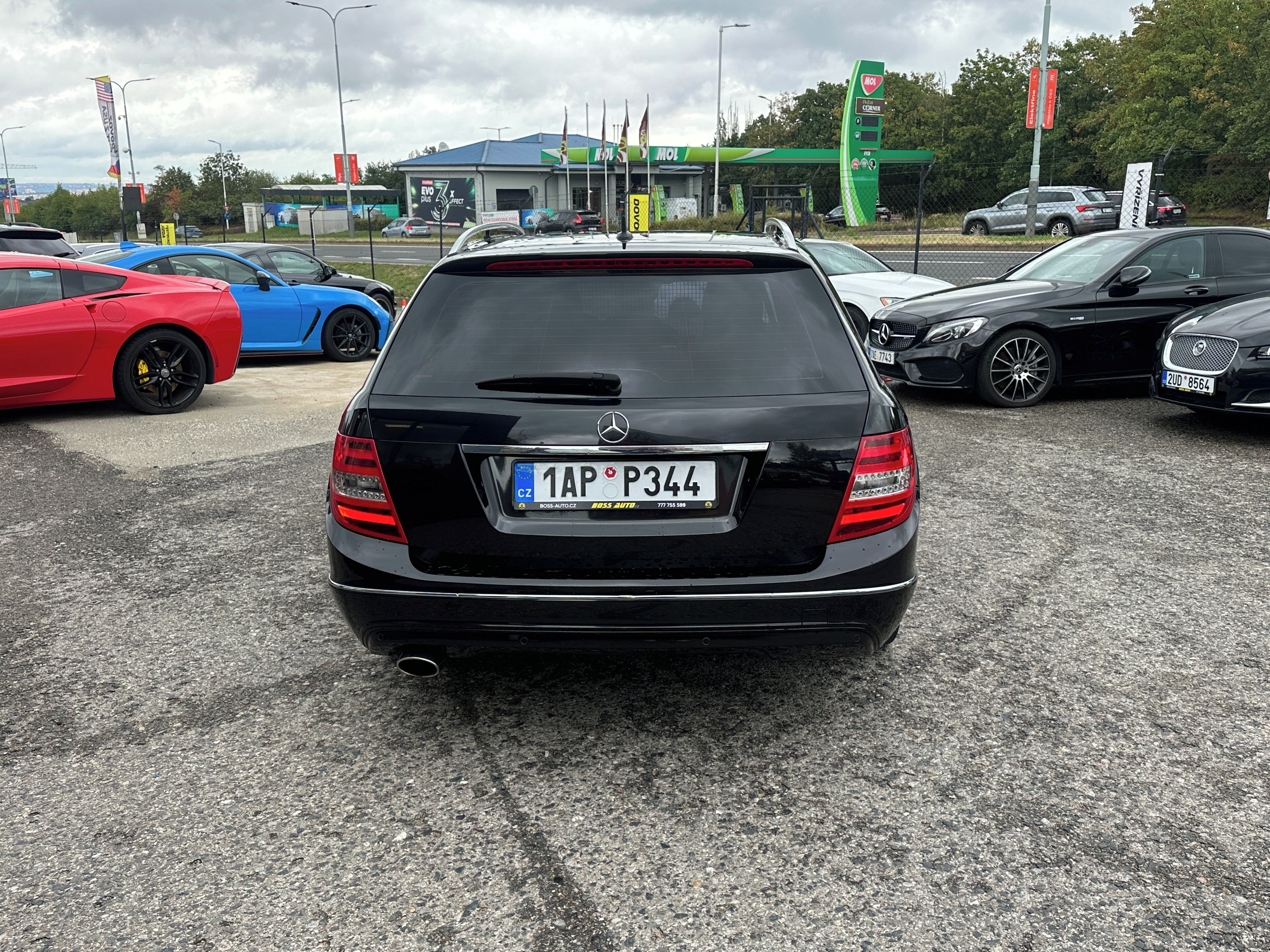 Mercedes-Benz Třídy C, Mercedes-Benz C 200 2013 - fotka 6