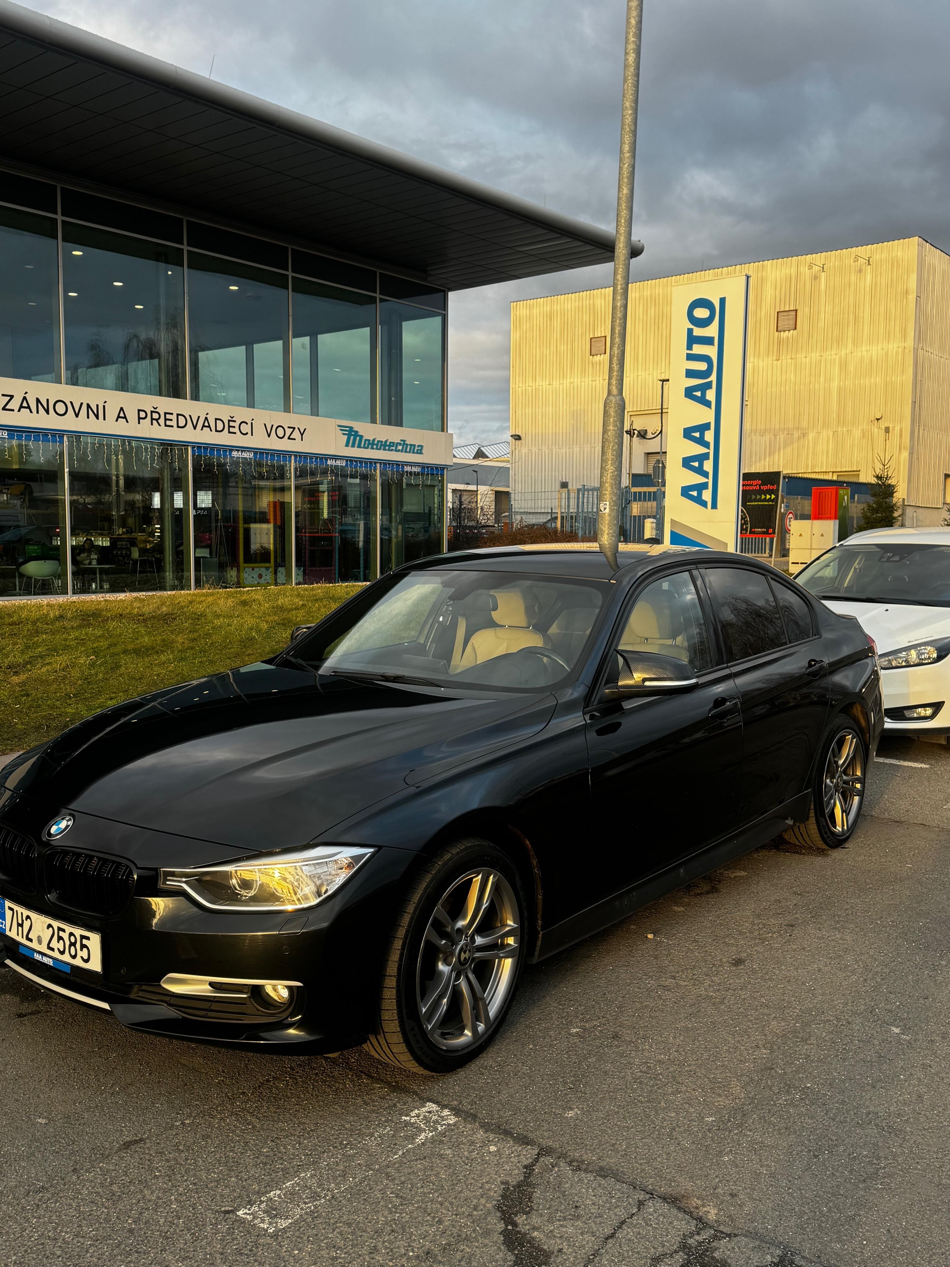 BMW Řada 3 - fotka 2