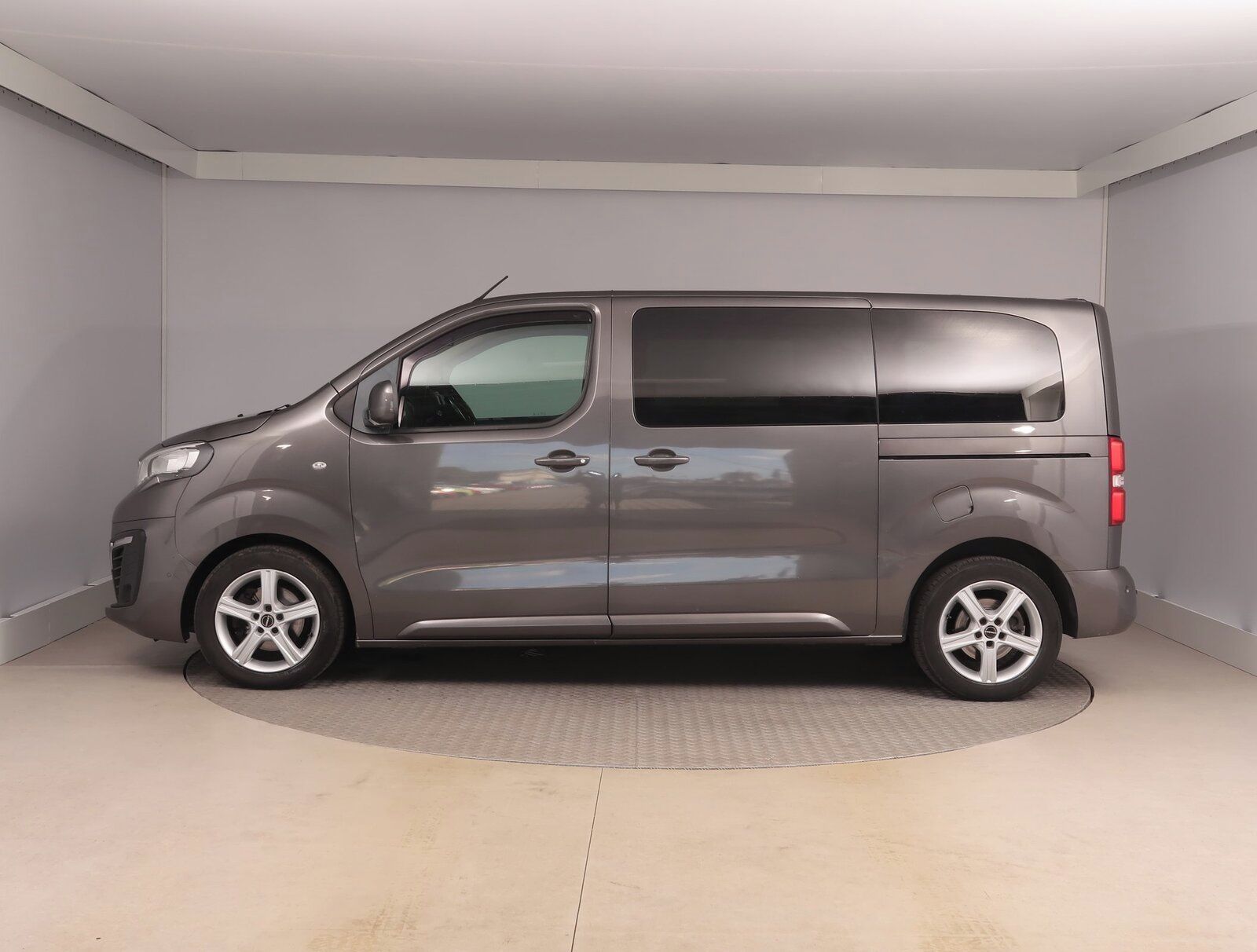 Peugeot Traveller, 2.0 BlueHDi, Klima, ČR - fotka 3