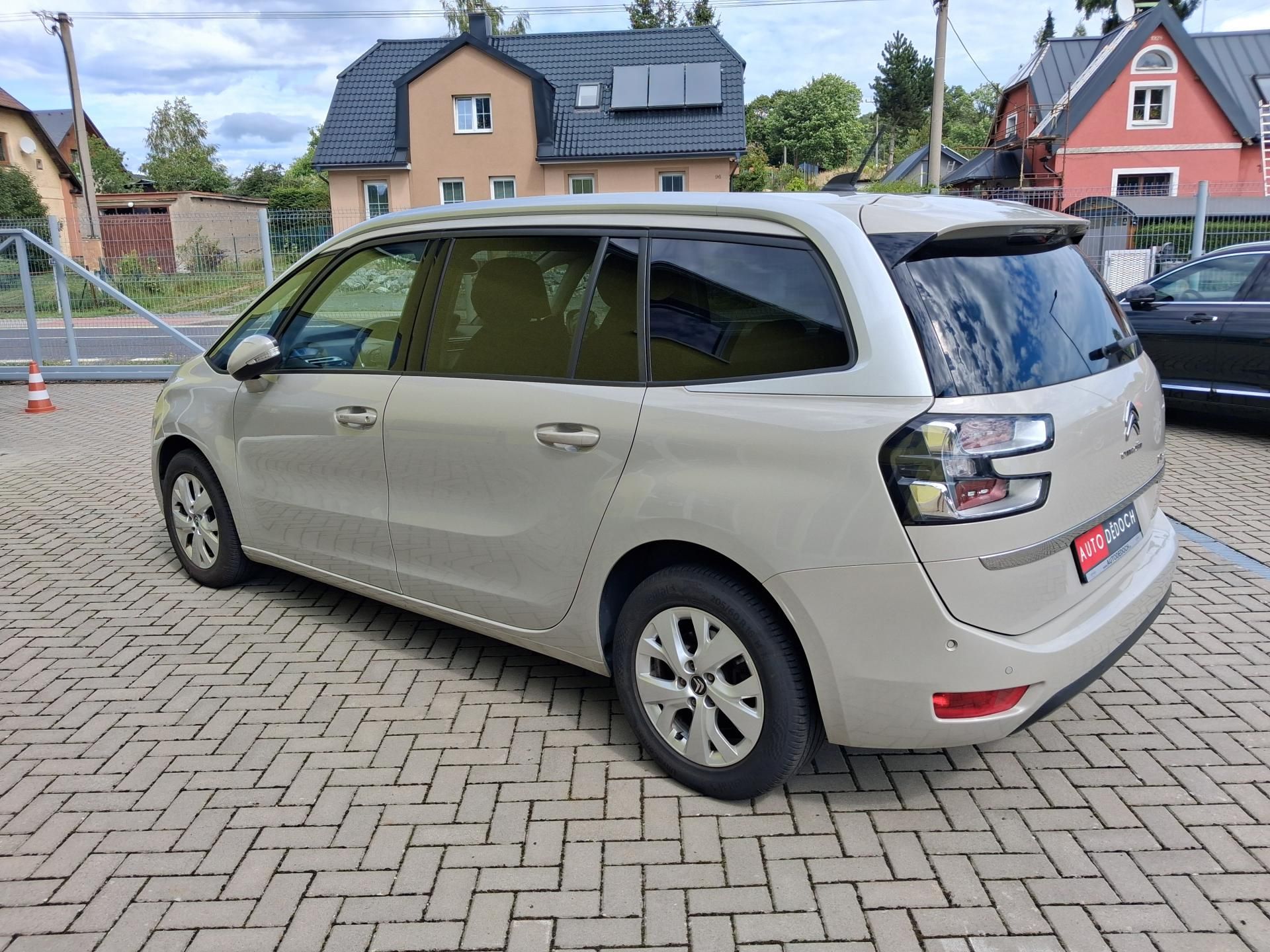 Citroën Grand C4 SpaceTourer, MAX VÝBAVA PO VELKÉM SERVISE - fotka 5