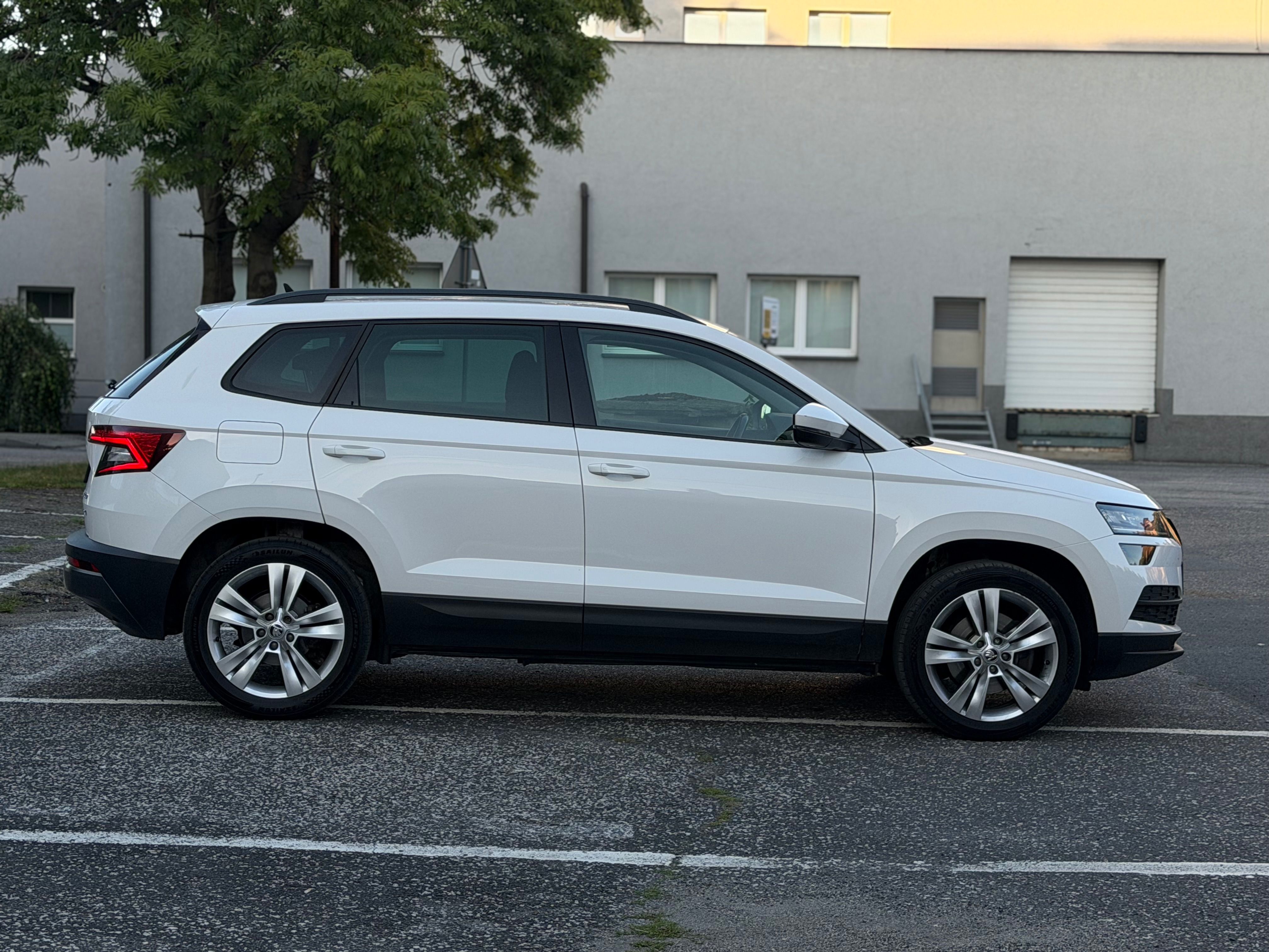 Škoda Karoq, STYLE 4x4, DSG, WEBASTO, TAŽNÉ - fotka 6