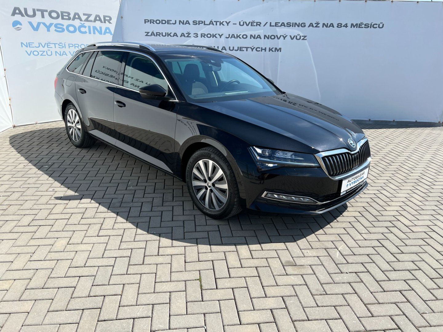 Škoda Superb, Style 2.0TDI 110KW DSG! Tažné! - fotka 3
