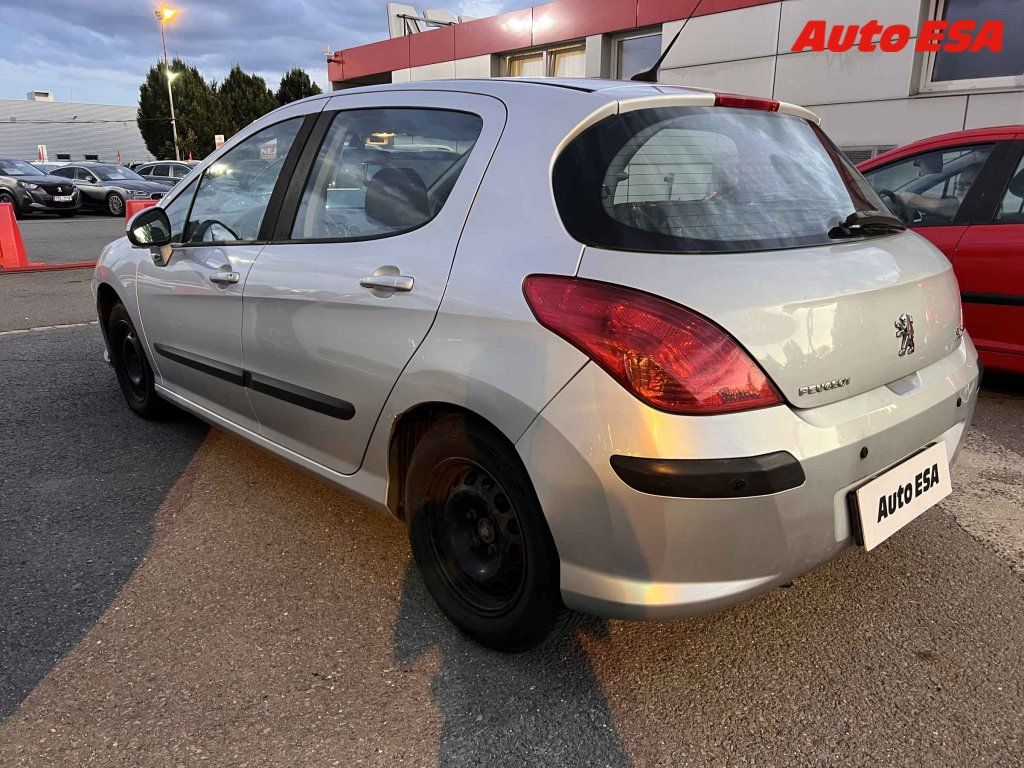 Peugeot 308, 1.6 HDi - fotka 2