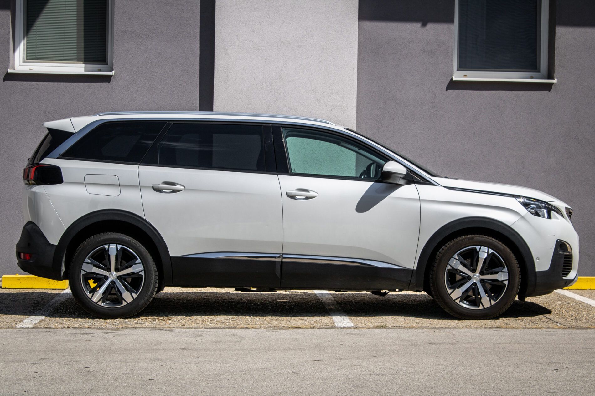 Peugeot 5008 - fotka 6