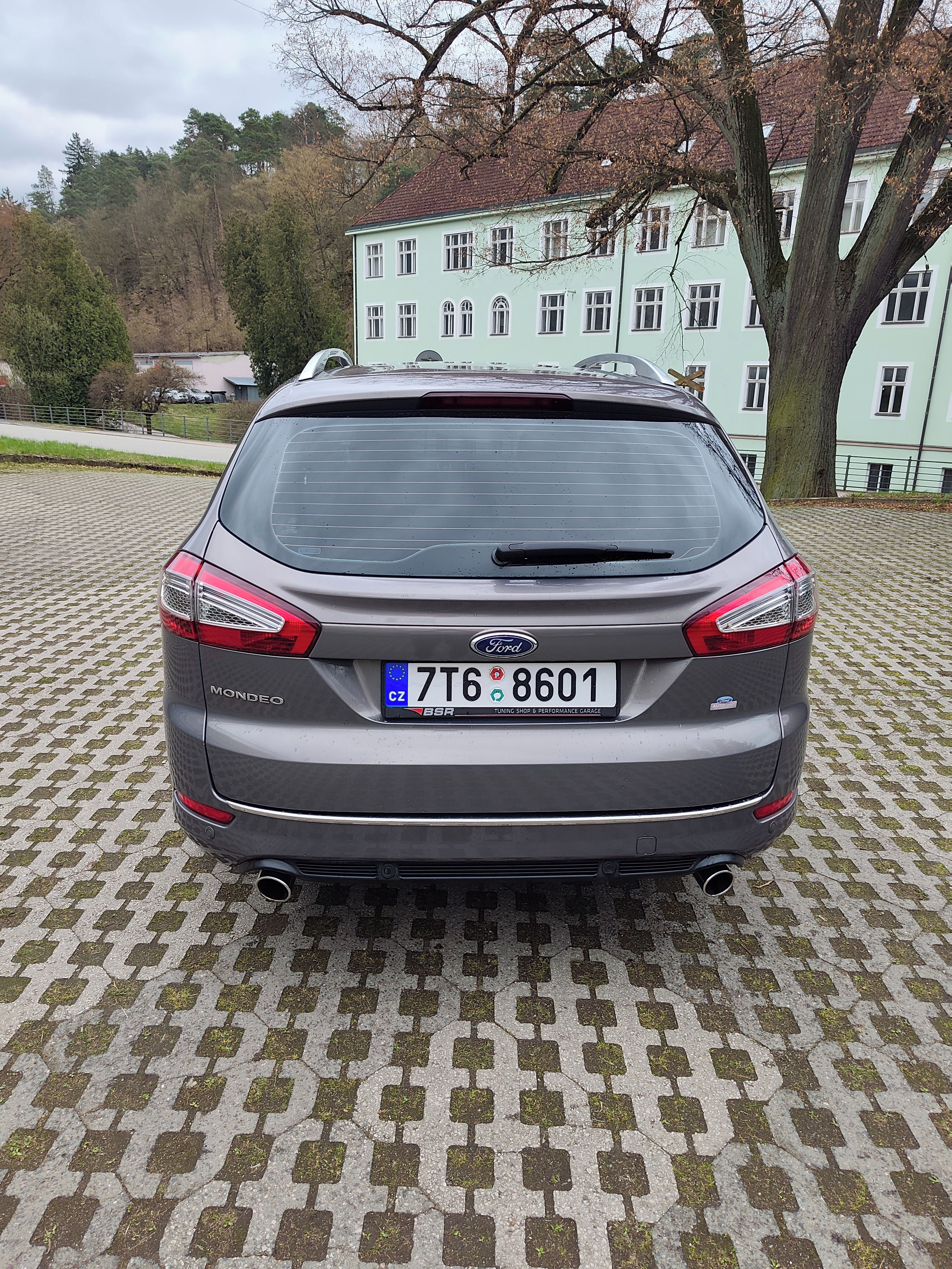 Ford Mondeo, 2.0 Ecoboost SCTi - fotka 3