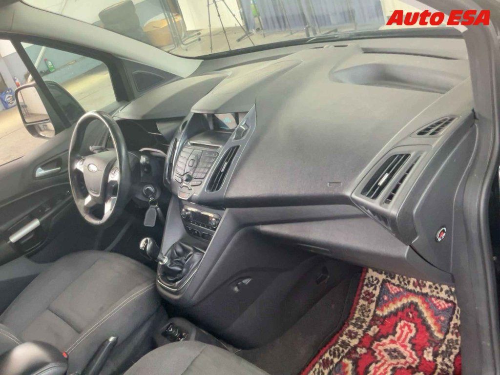 Ford Tourneo Connect, 1.6TDCi MAXi,TITANIUM - fotka 6
