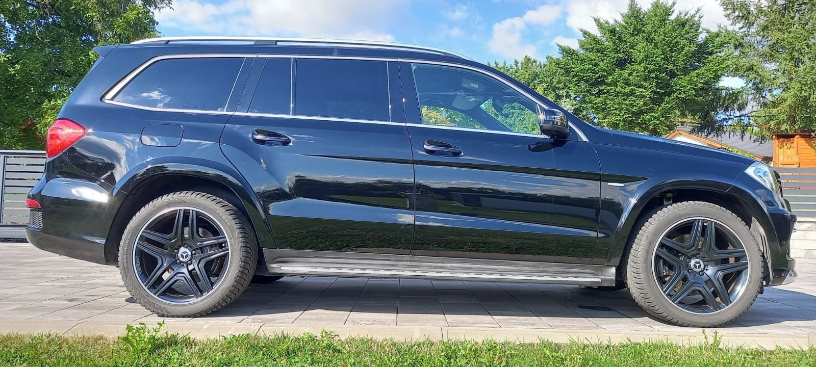 Mercedes-Benz GL, MERCEDES-BENZ GL 350 AMG PAKET - fotka 4