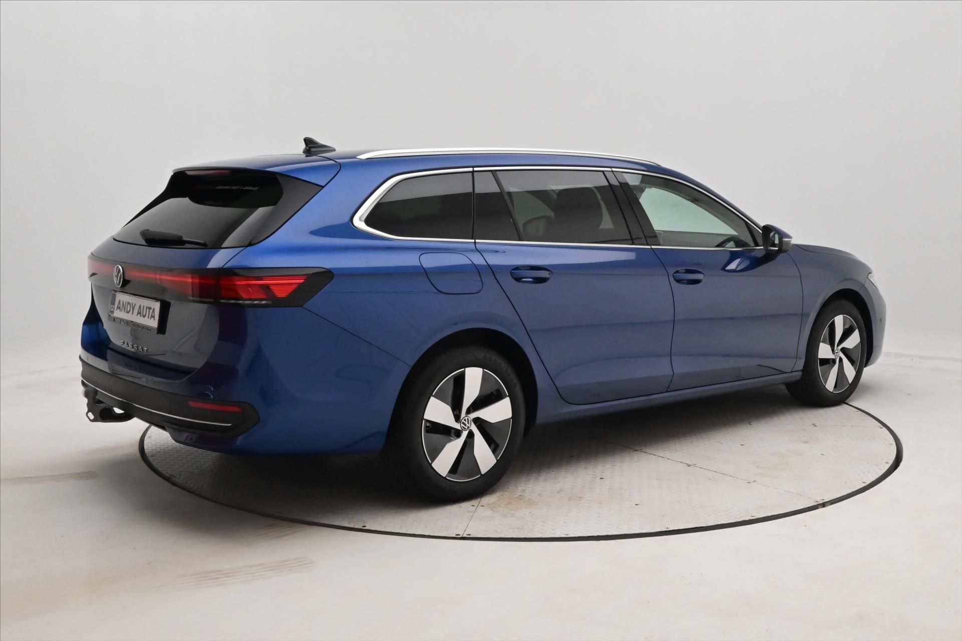 Volkswagen Passat, 2,0 TDI 110 kW DSG Business Zá - fotka 5