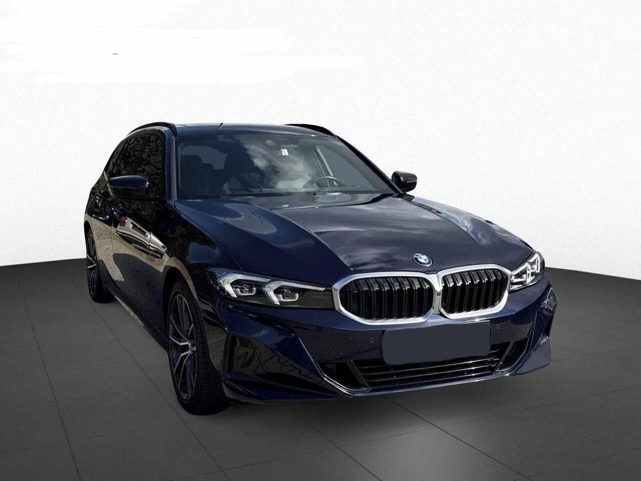 BMW Řada 3, 320i Touring*Kamera*360°*Navi* - fotka 3