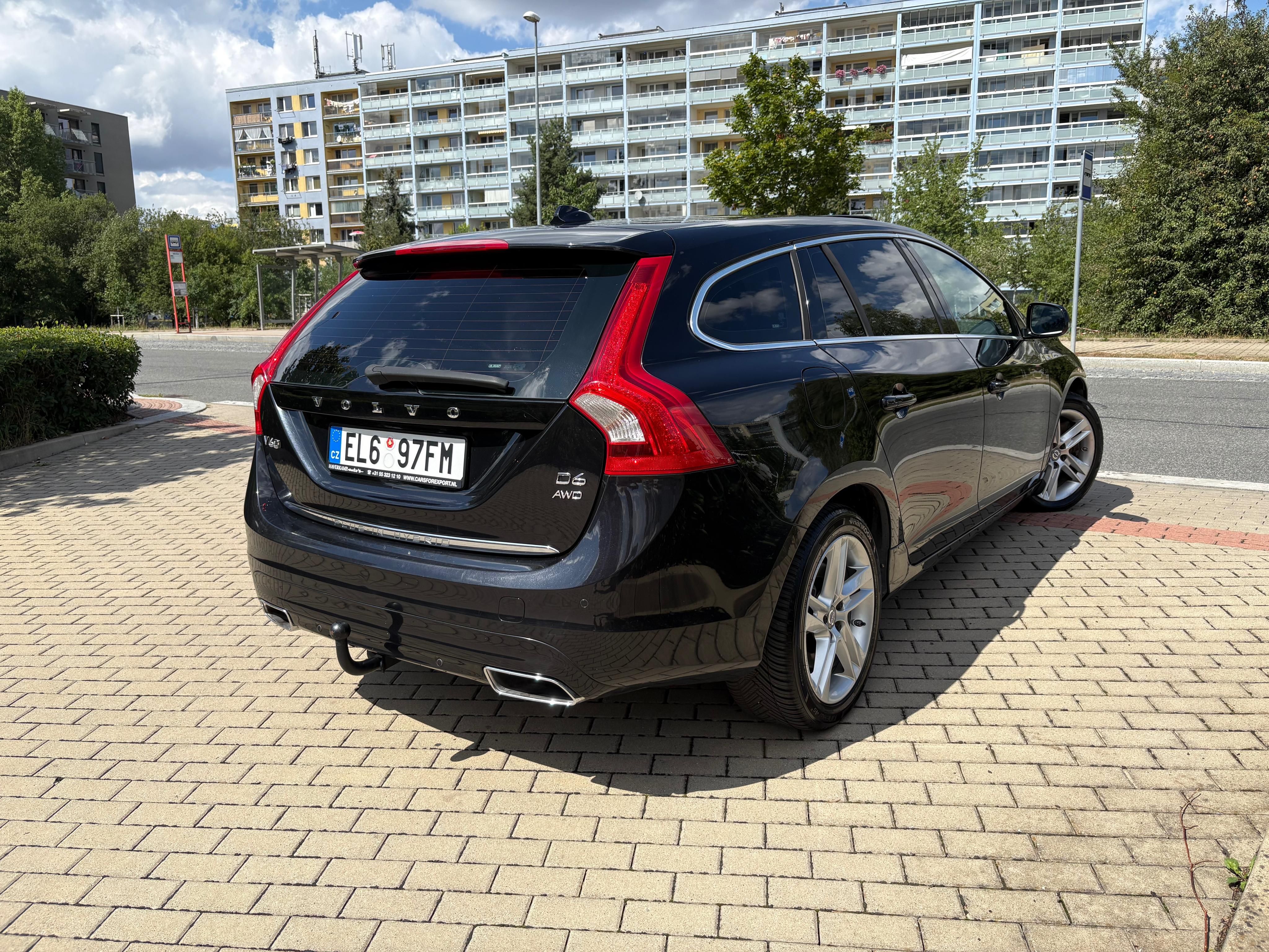 Volvo V60, 2.4D Plug-in hybrid - fotka 4