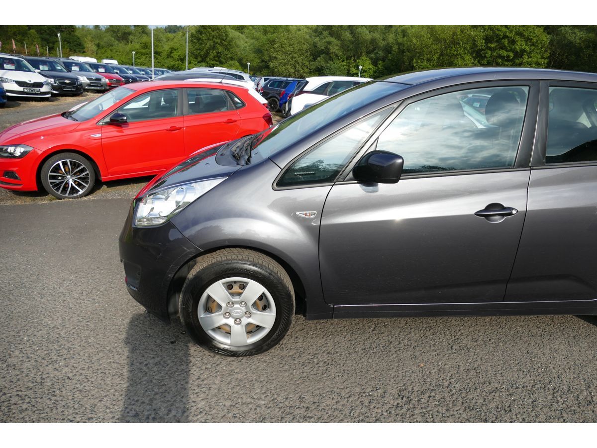 Kia Venga, 1,6 92KW KLIMA - fotka 4