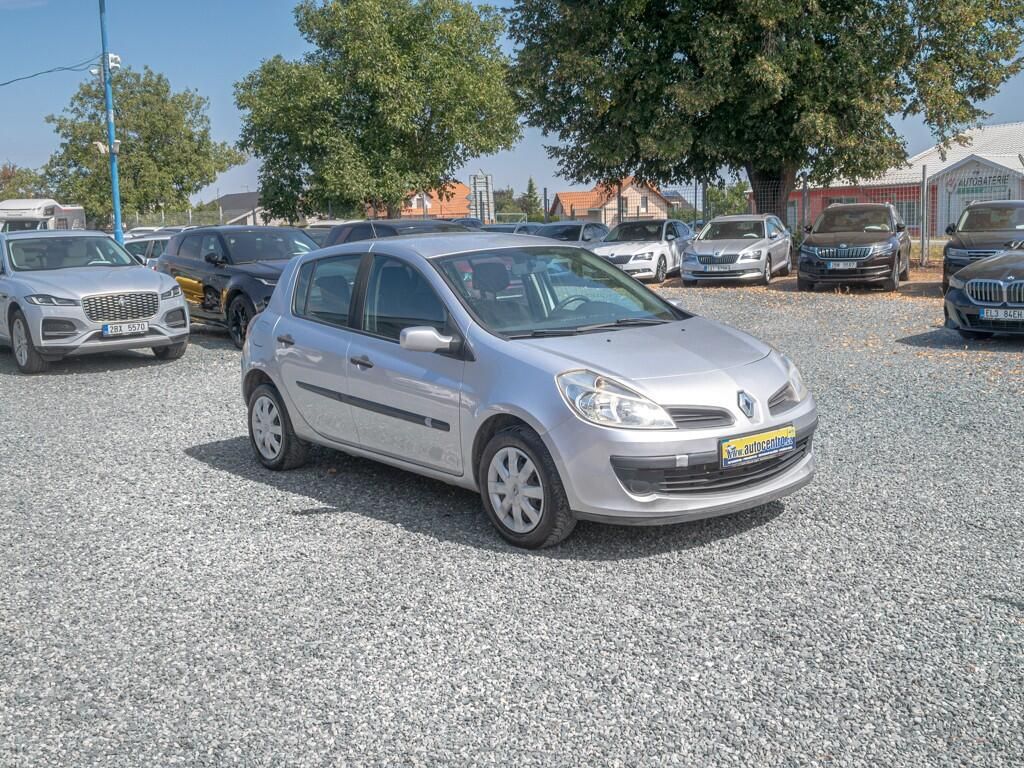 Renault Clio, 1.2i 55KW - fotka 3