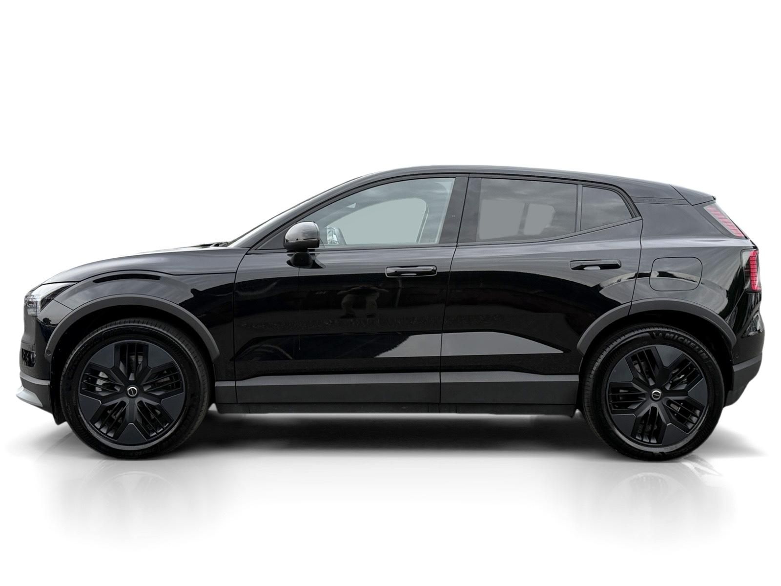 Volvo EX30, P8 CC AWD ULTRA / + sada pneu - fotka 2