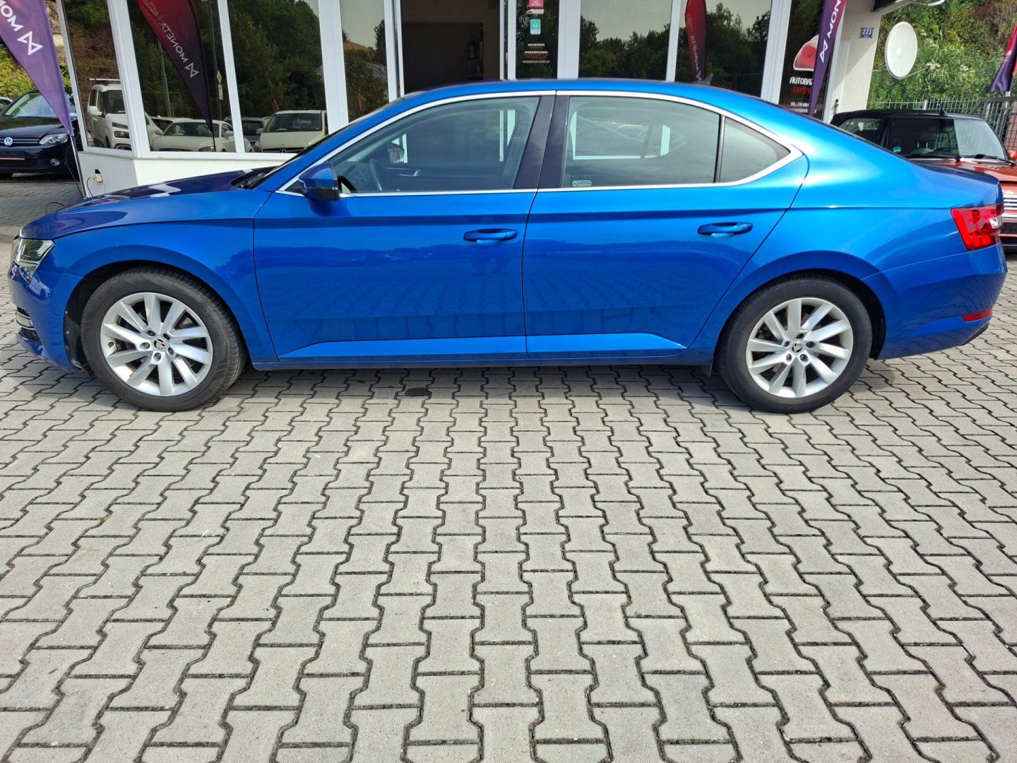 Škoda Superb, 2.0TDI 140kW DSG -NOVÉ V ČR - fotka 4