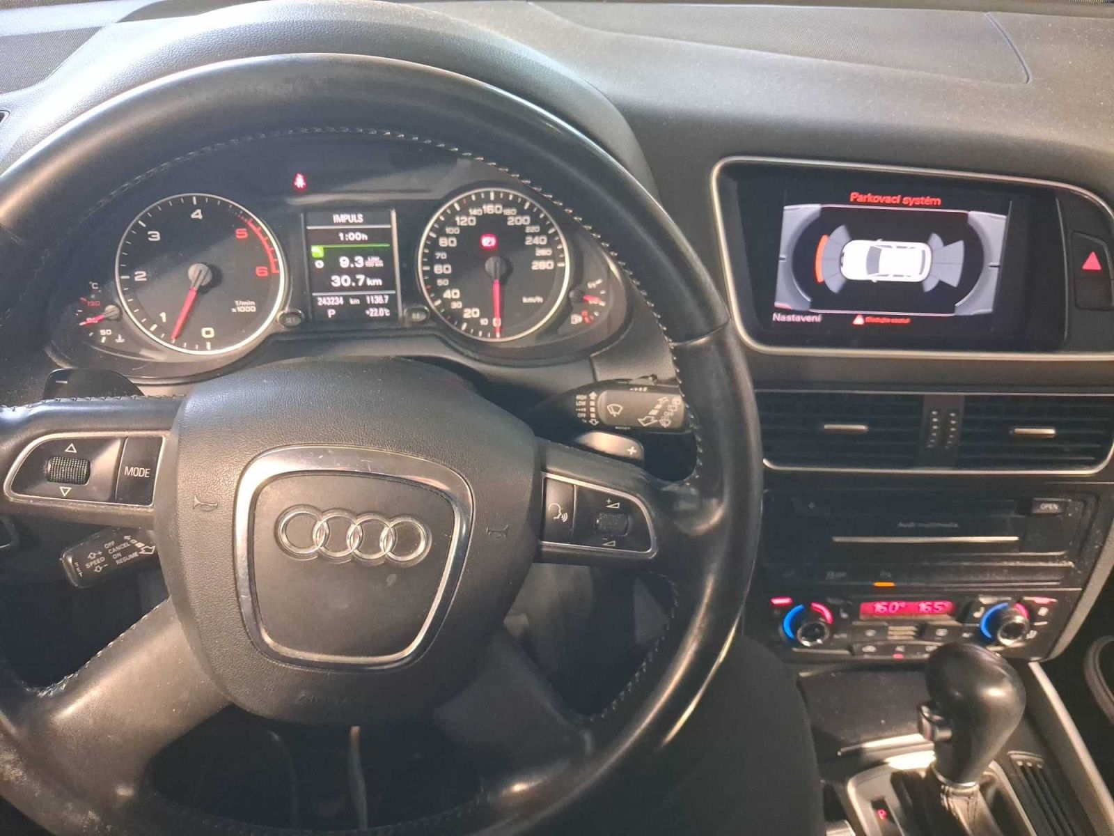 Audi Q5, 3.0 TDI, 4X4, Automat, ČR - fotka 3