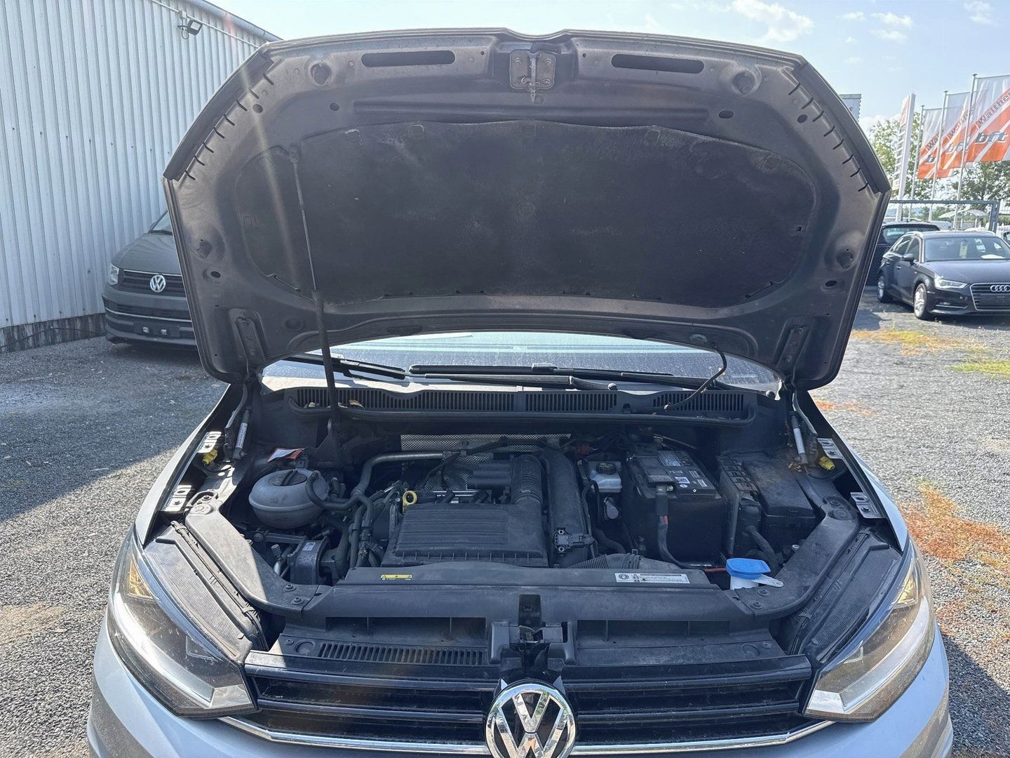Volkswagen Touran, 1.2Tsi 81KW 7-MÍST TAŽNÉ ŘEMEN - fotka 3