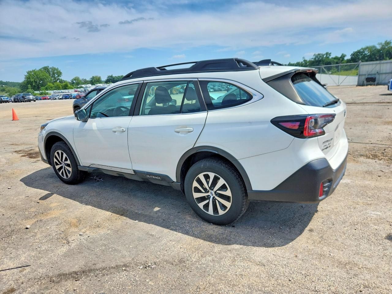 Subaru Outback, Auto na cestě - fotka 3