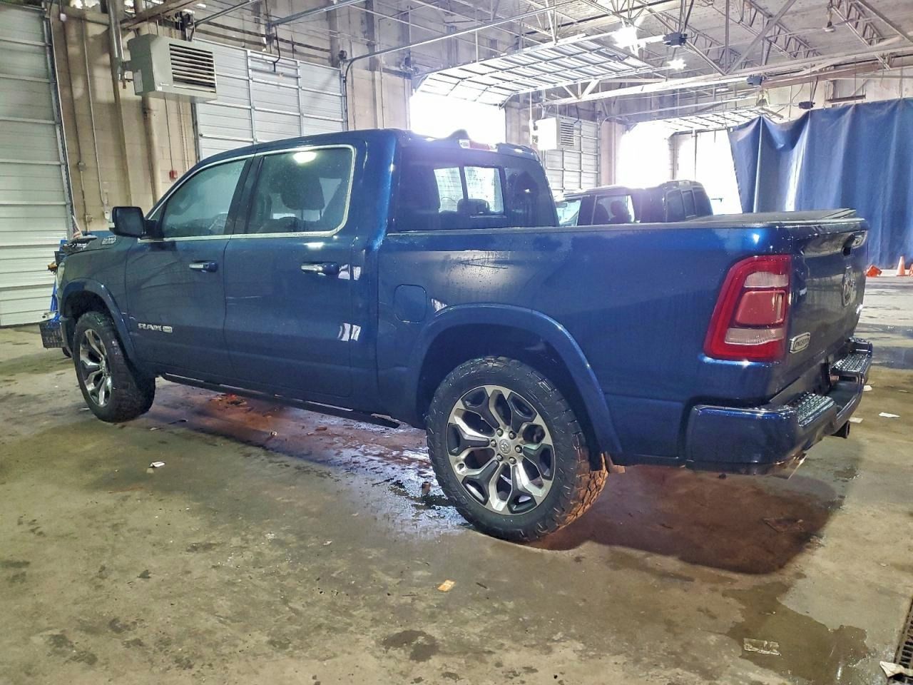 RAM 1500, Auto na cestě - fotka 3
