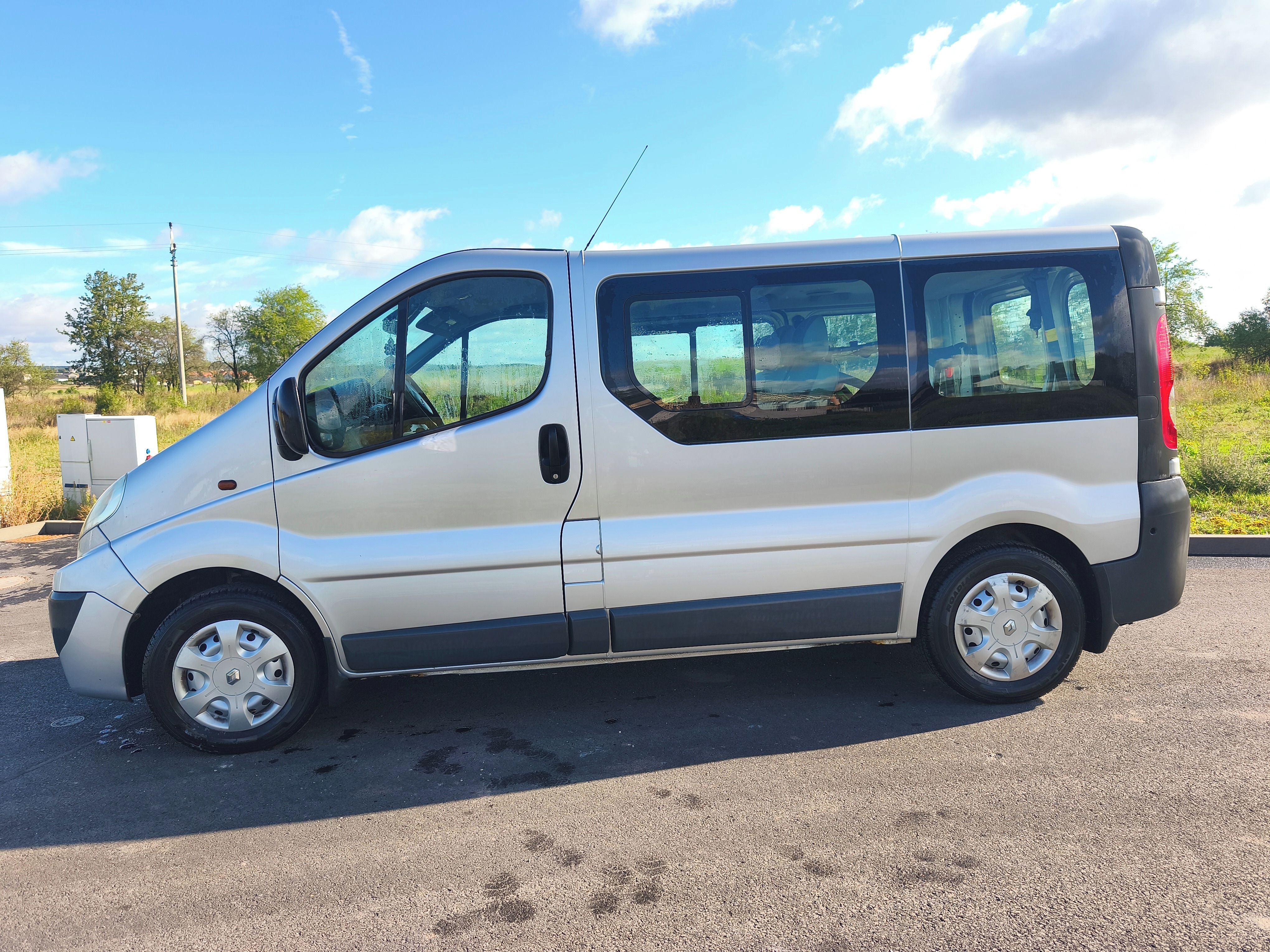 Renault Trafic, Renault Trafic 2.0 66kw - fotka 2