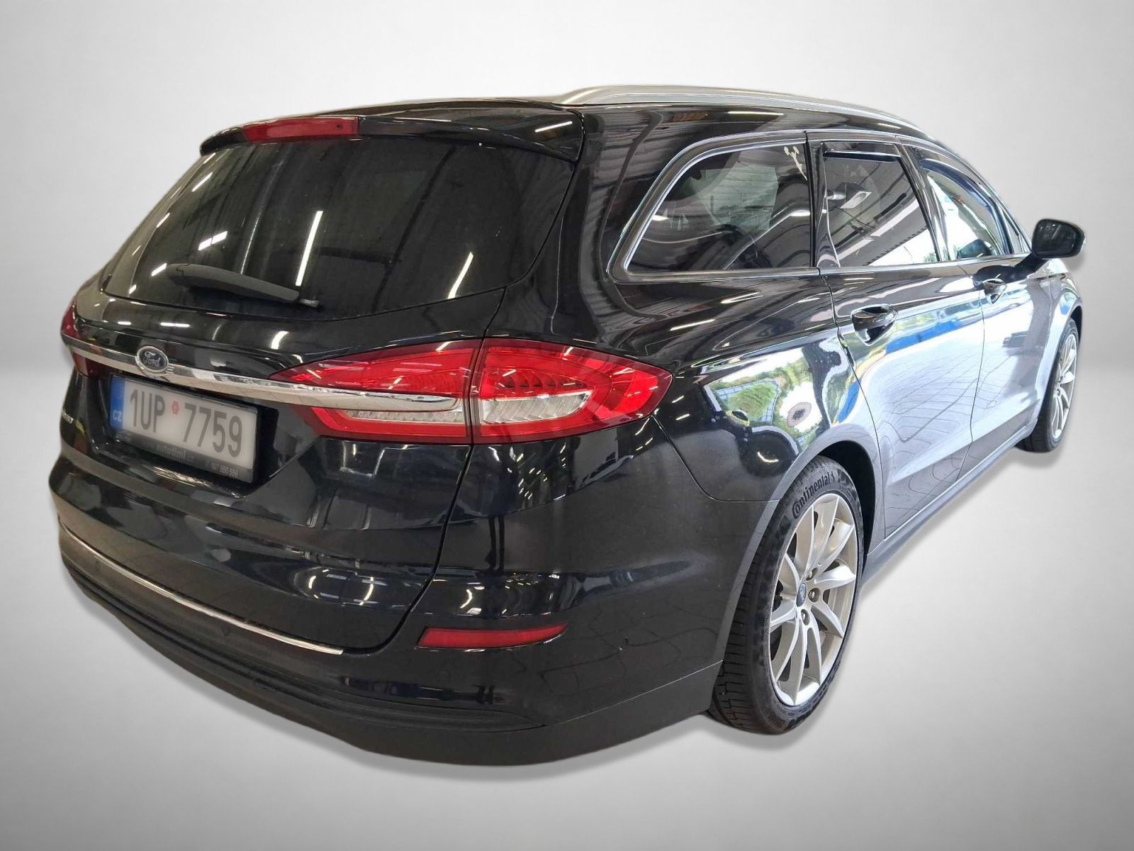 Ford Mondeo, 2.0 EcoBlue, Automat, Kůže - fotka 2