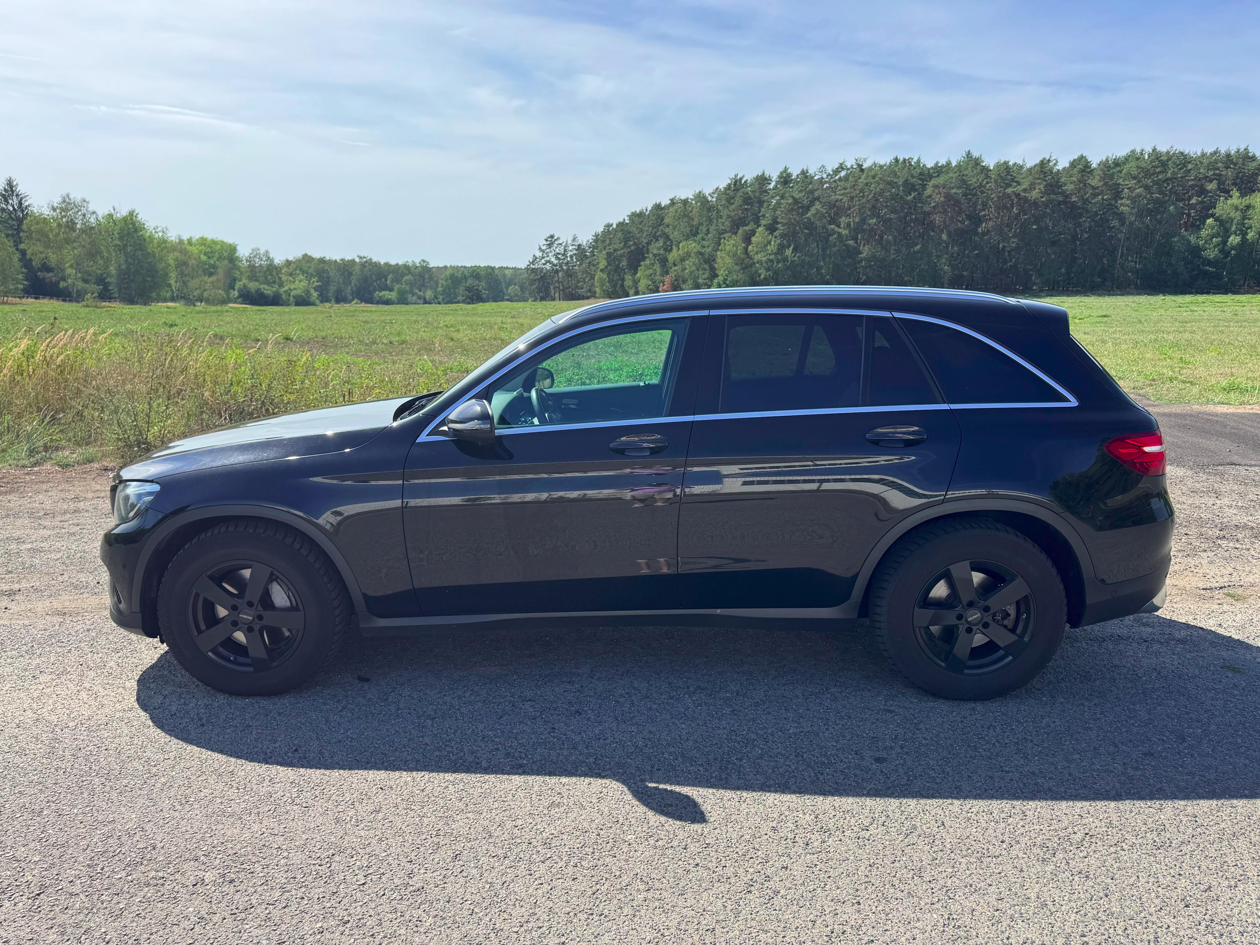 Mercedes-Benz GLC, 220d 4MATIC - fotka 4