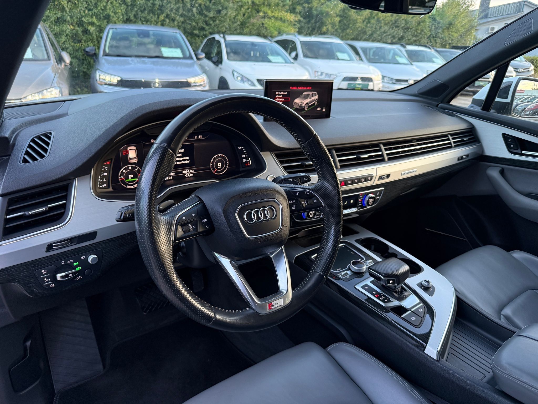 Audi Q7, 3.0TDI 200KW Quattro - fotka 5