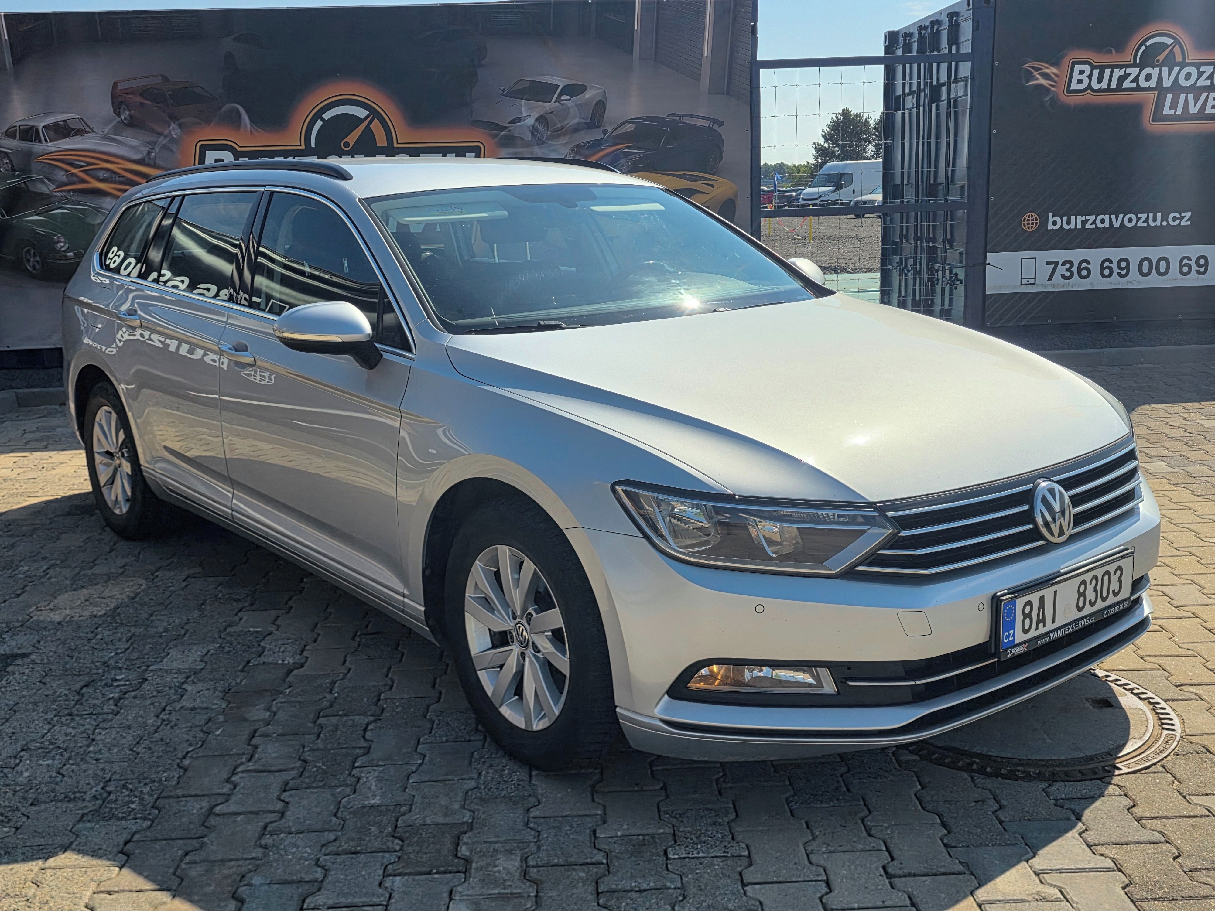 Volkswagen Passat, 2.0TDI, 110KW, DSG - fotka 3