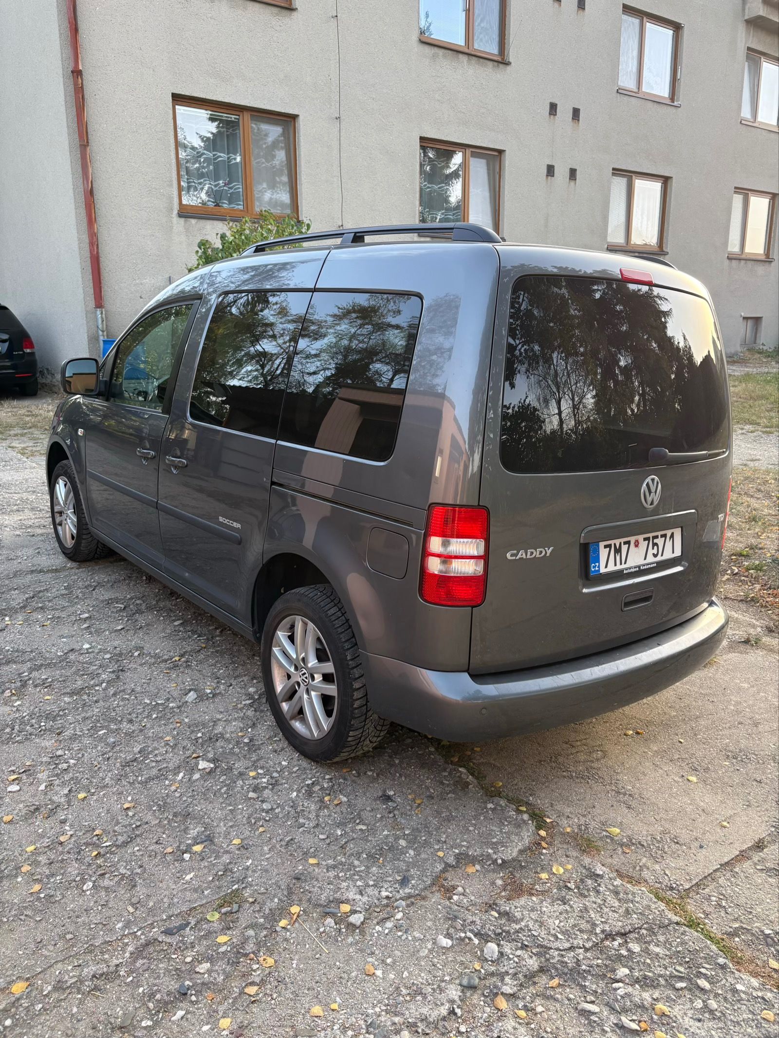 Volkswagen Caddy, VW Caddy 1,6 tdi, 75kW, 2014 - fotka 3