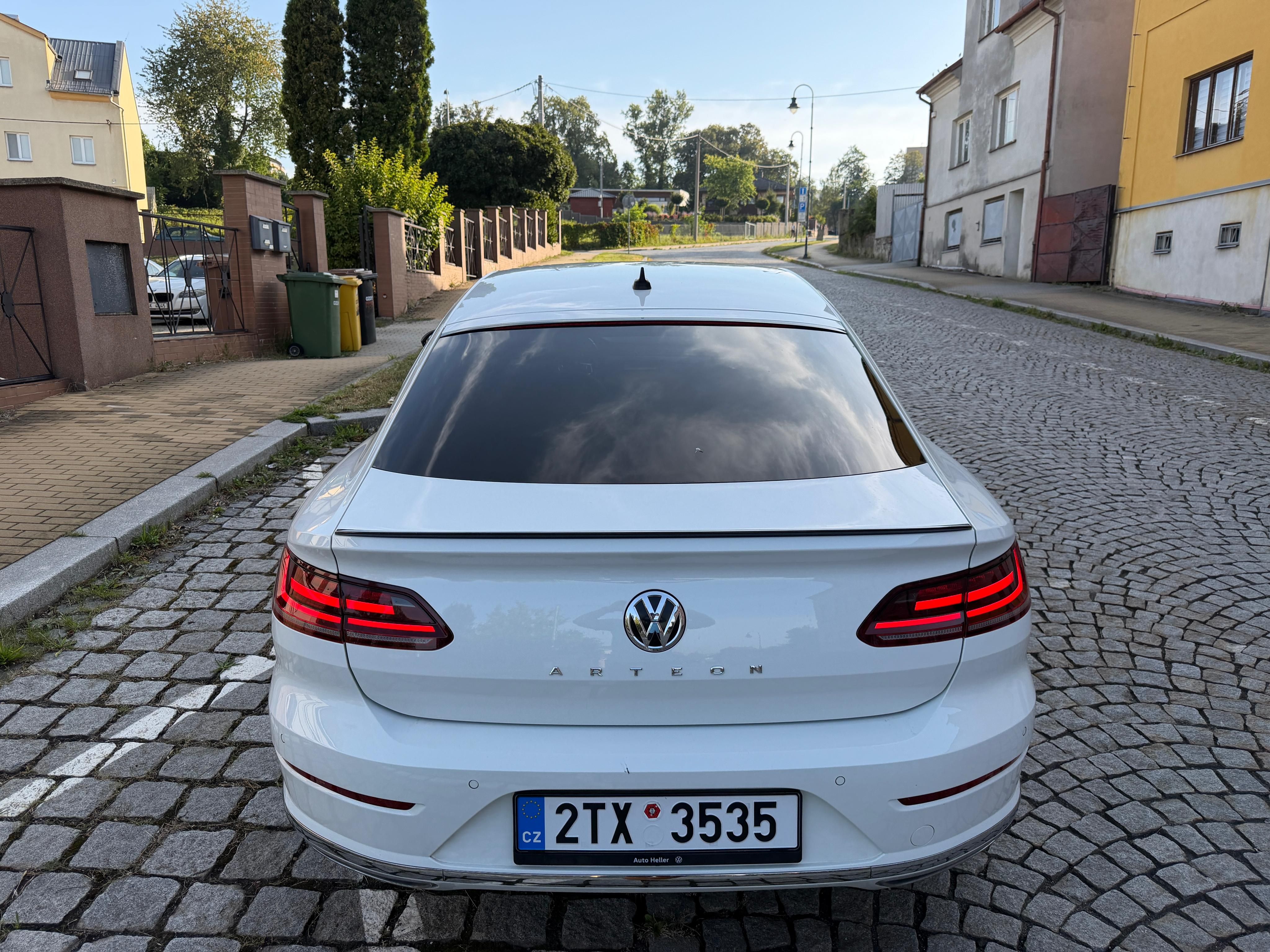 Volkswagen Arteon, VW Arteon R- Line 140kw - fotka 4