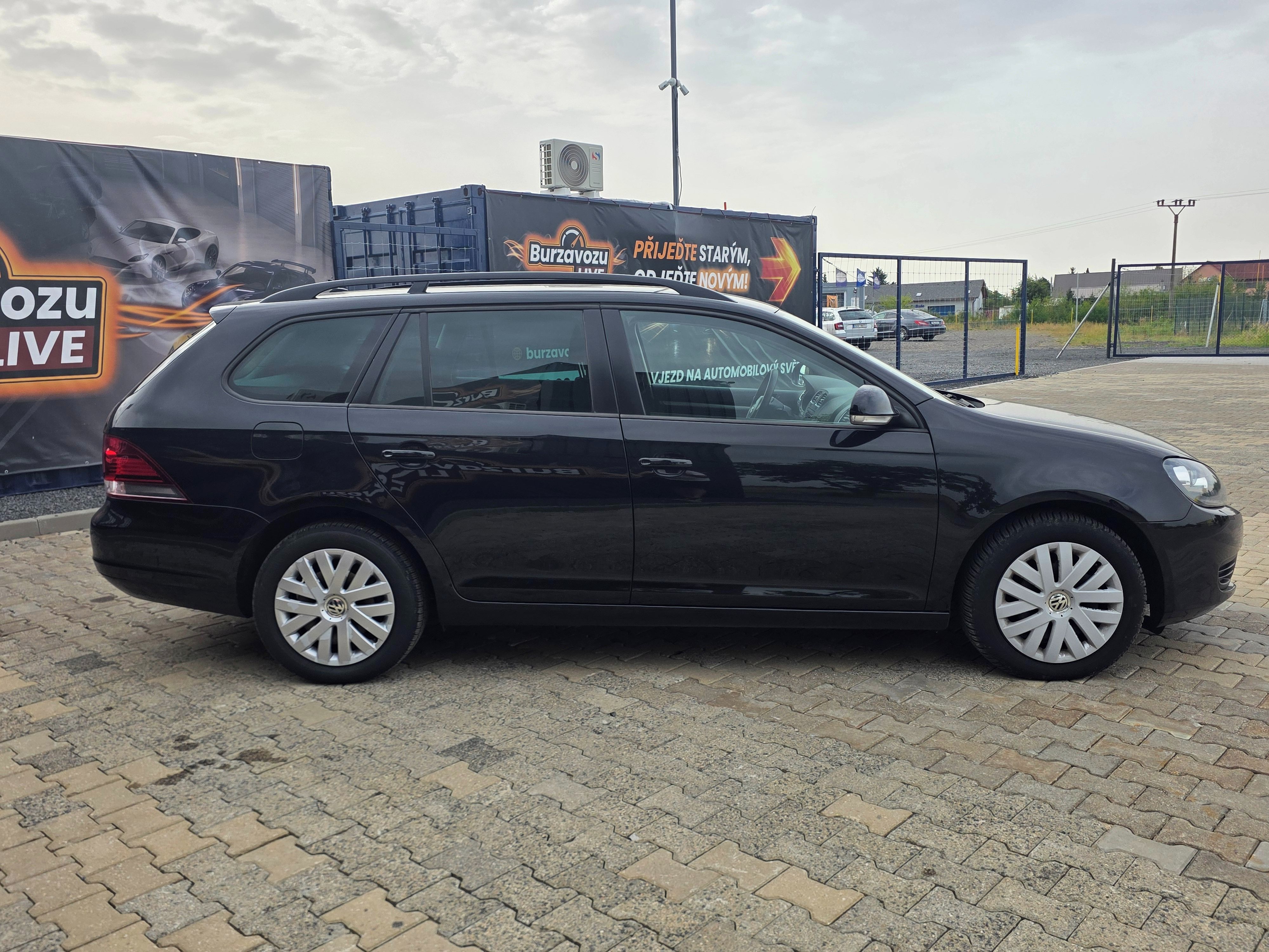 Volkswagen Golf, VARIANT, 1.6TDI, 77KW - fotka 4