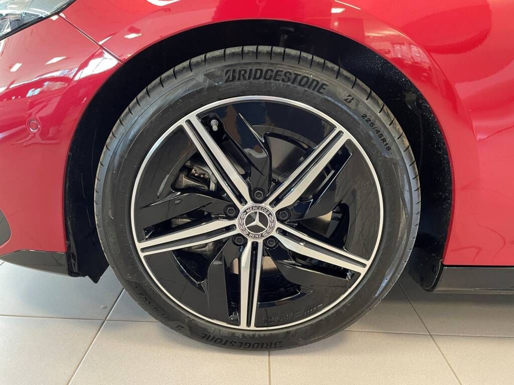 Mercedes-Benz CLA, 200 4MATIC - fotka 5