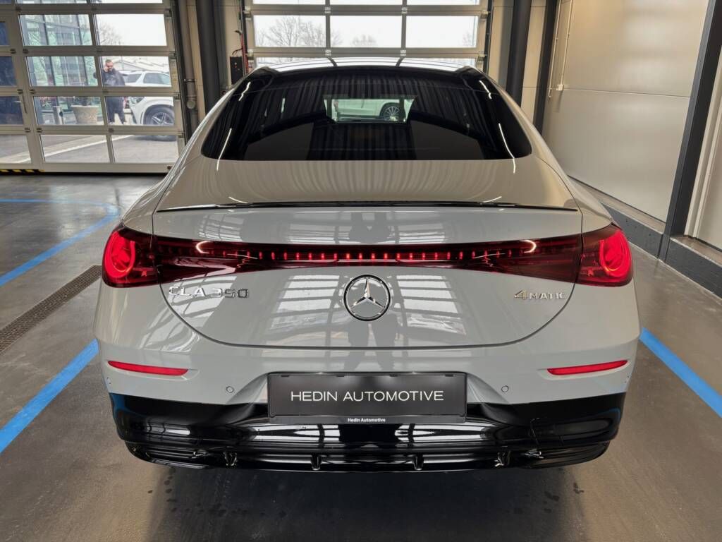 Mercedes-Benz CLA, 350 4MATIC s technologií EQ - fotka 4